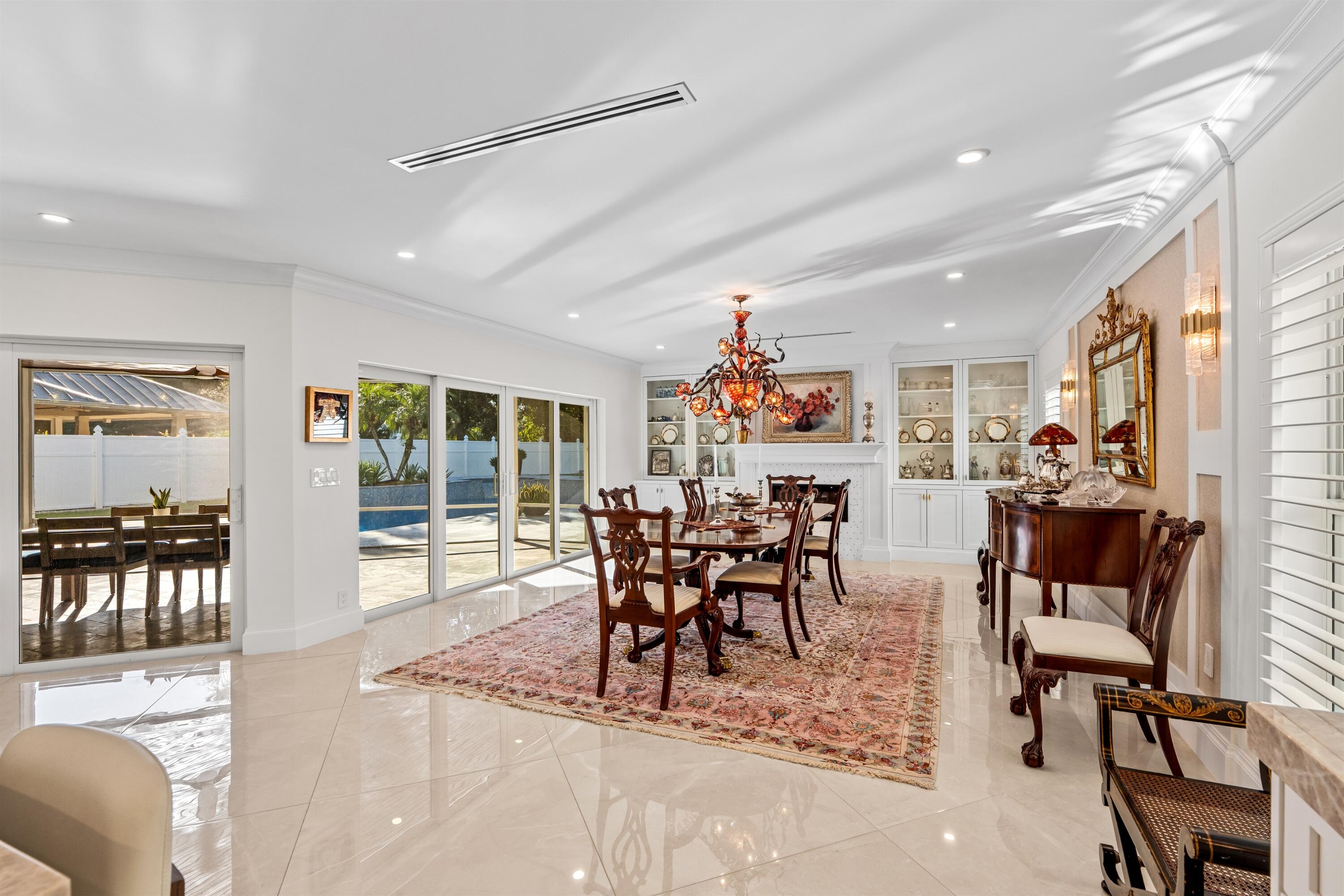 DINING_ROOM_ANGLE_LEFT