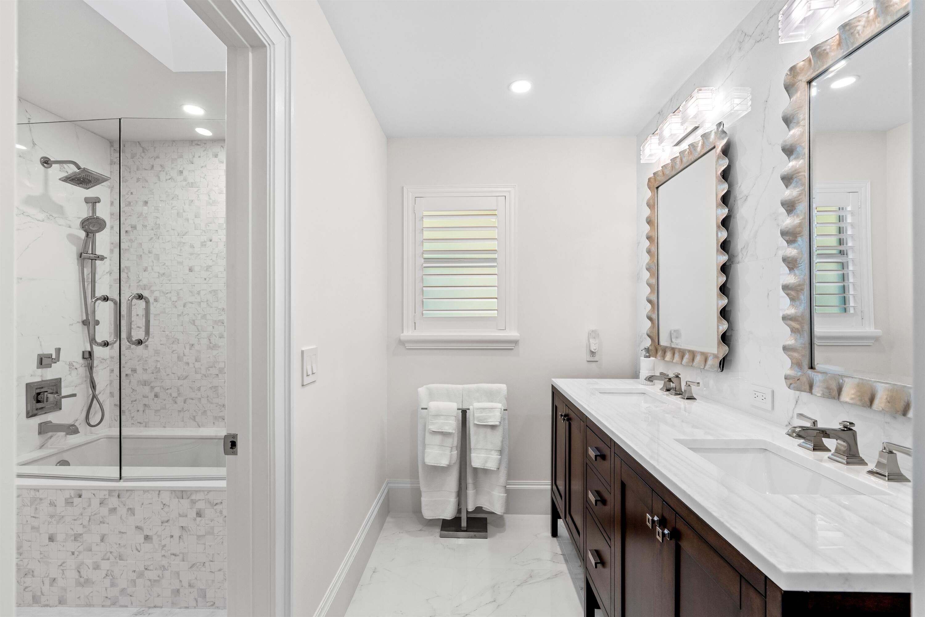 BATHROOM_3
