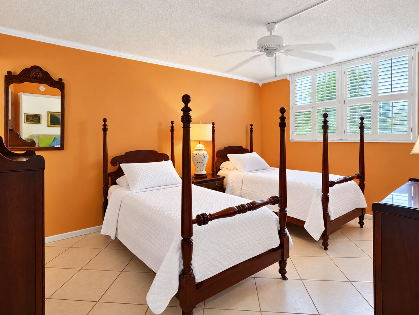 Main Bedroom with ensuite bath