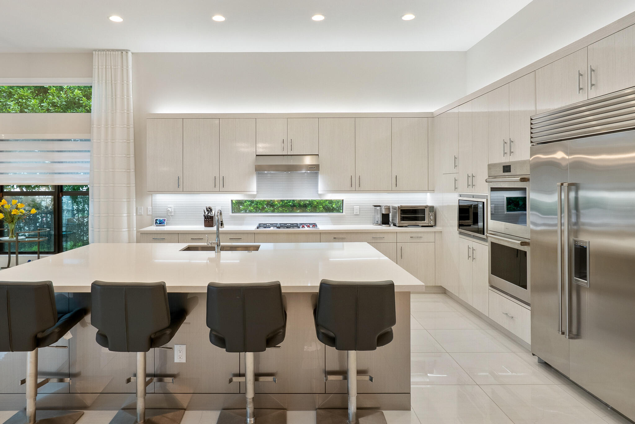 Elegant Gourmet Kitchen