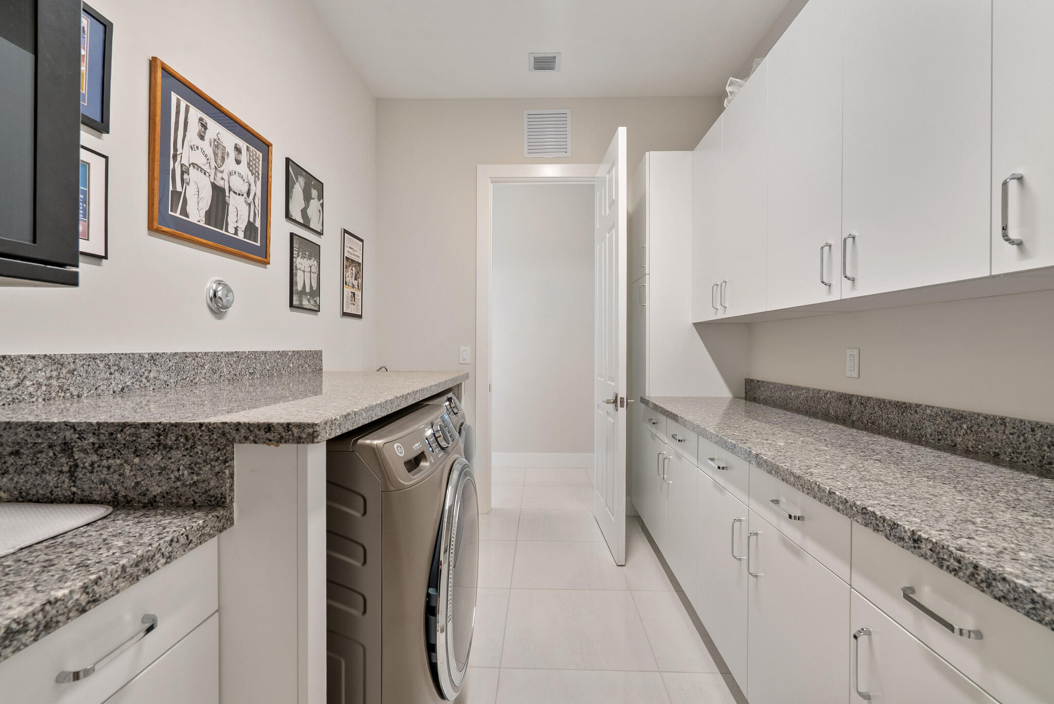 Oversized Laundry Room
