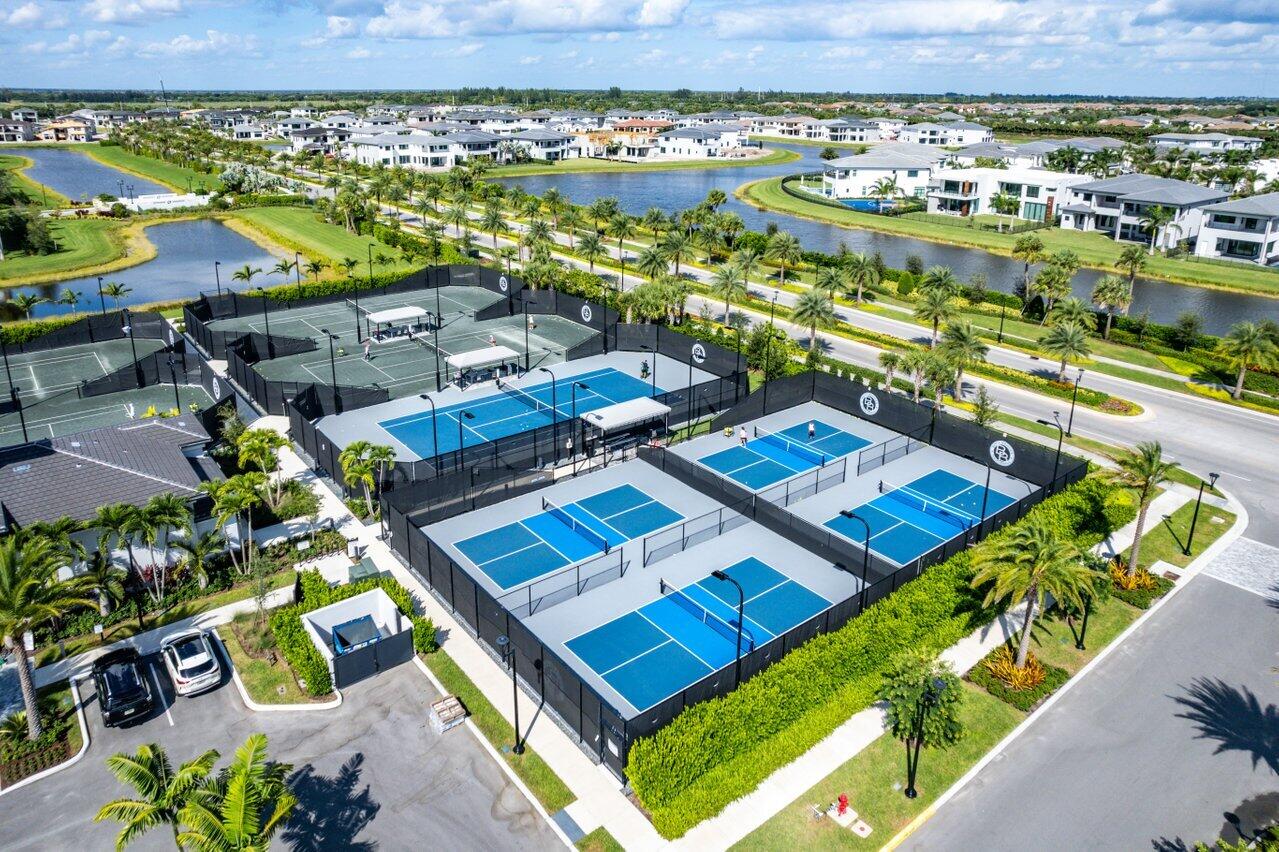 Tennis & Pickle Ball