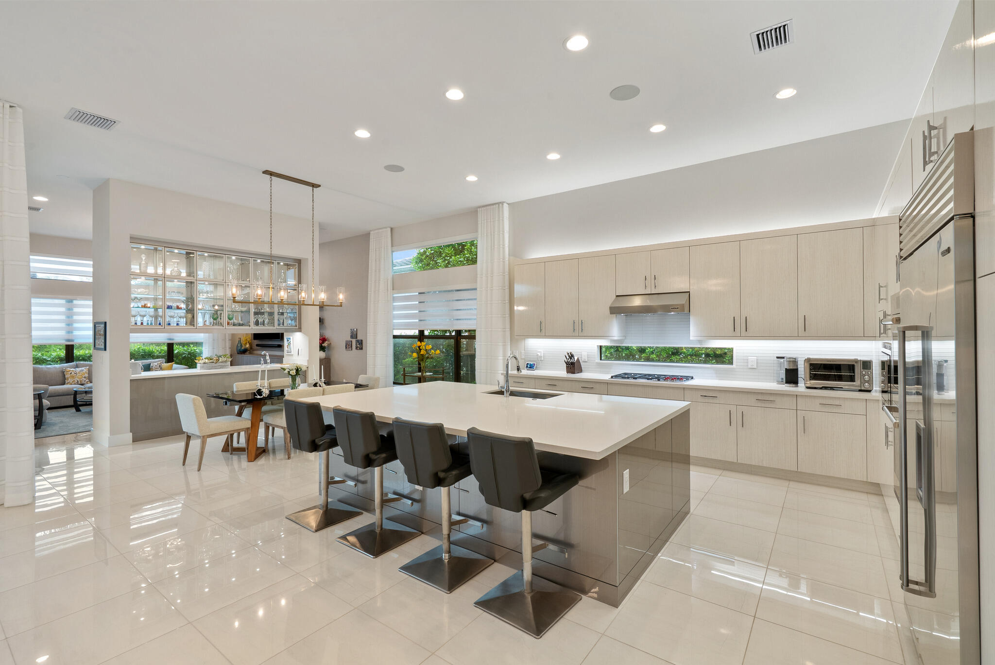 Elegant Gourmet Kitchen