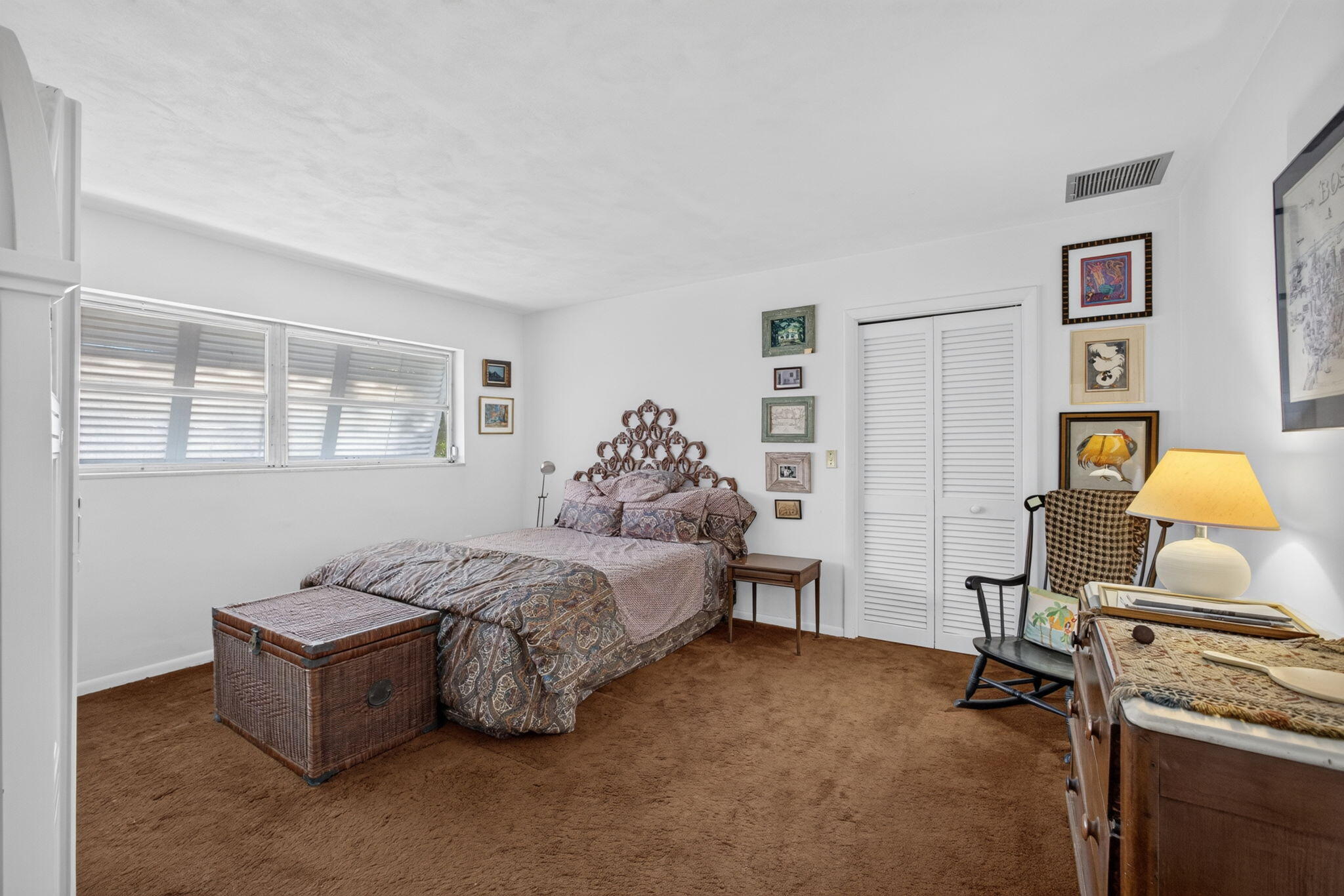 Guest Room 4