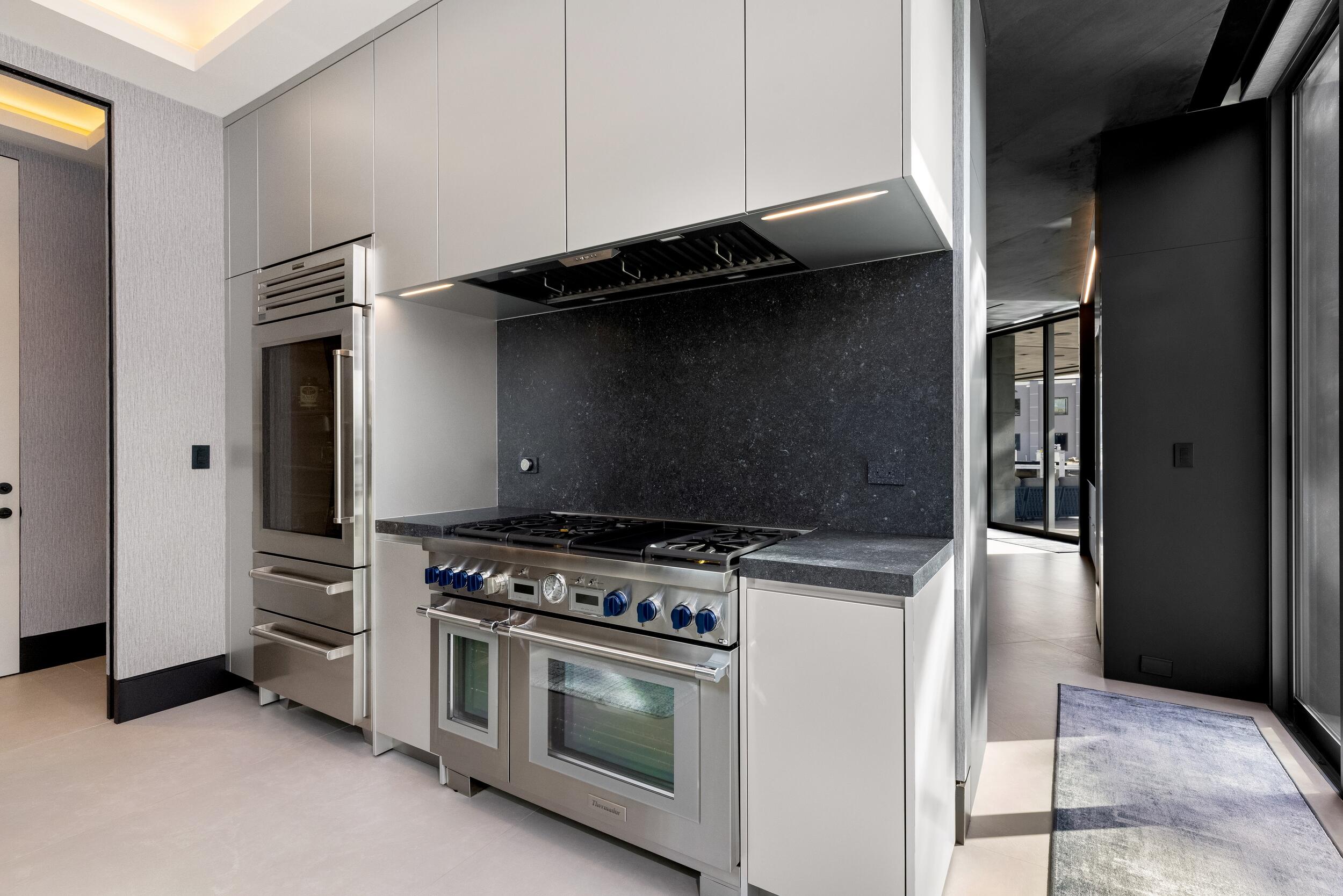 Kitchen 9