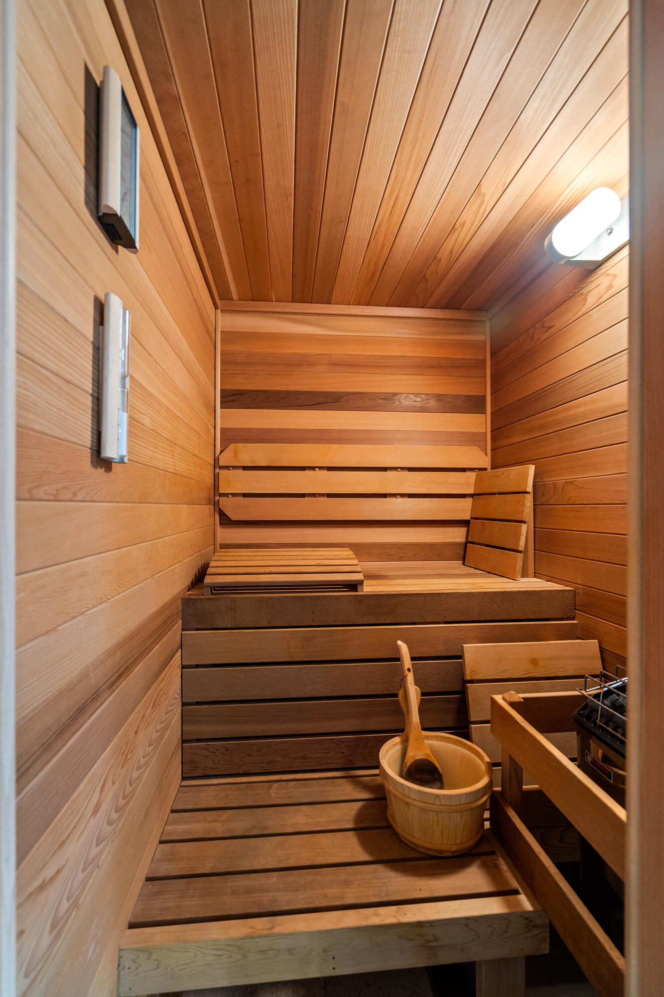 SAUNA