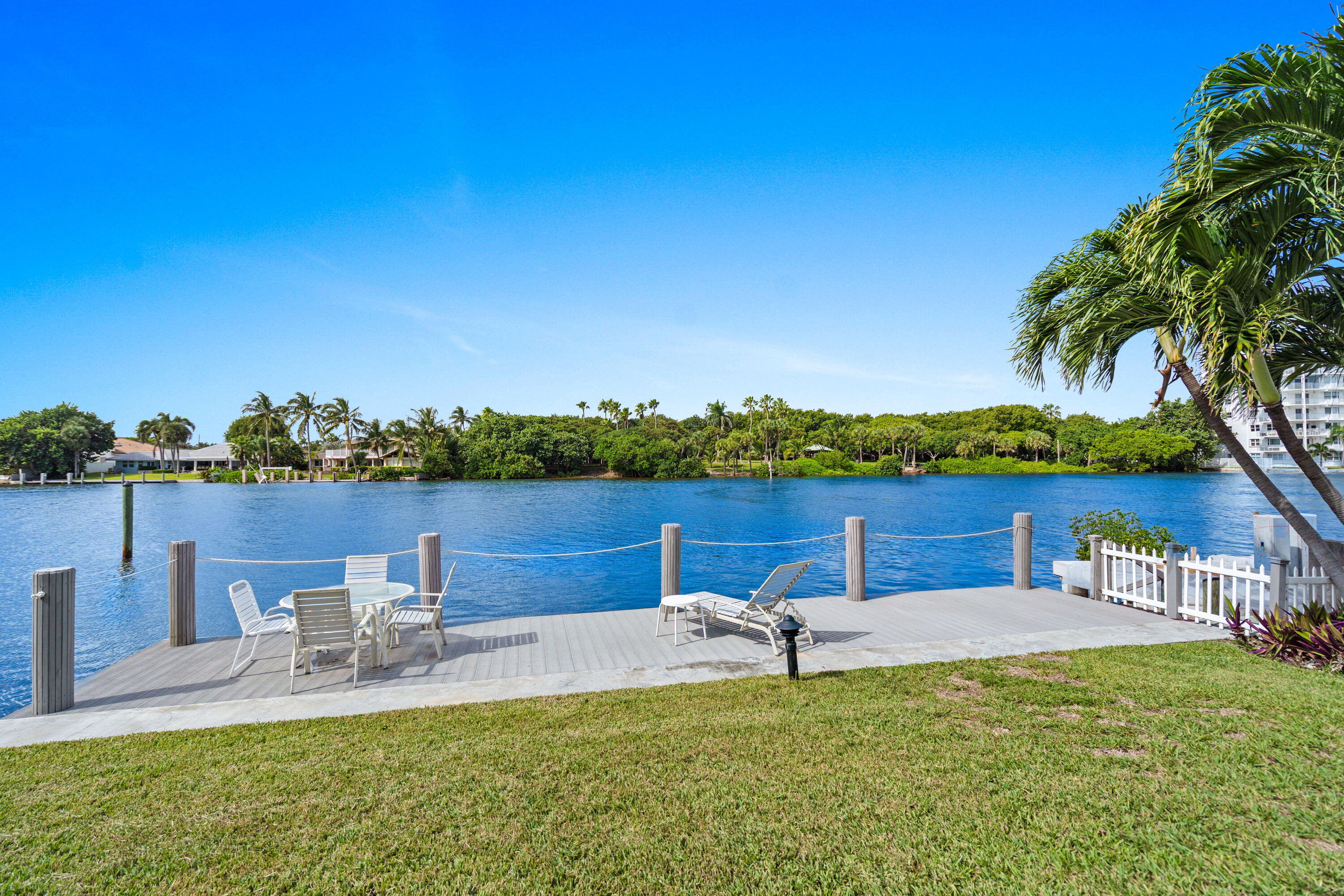 INTRACOASTAL VIEW
