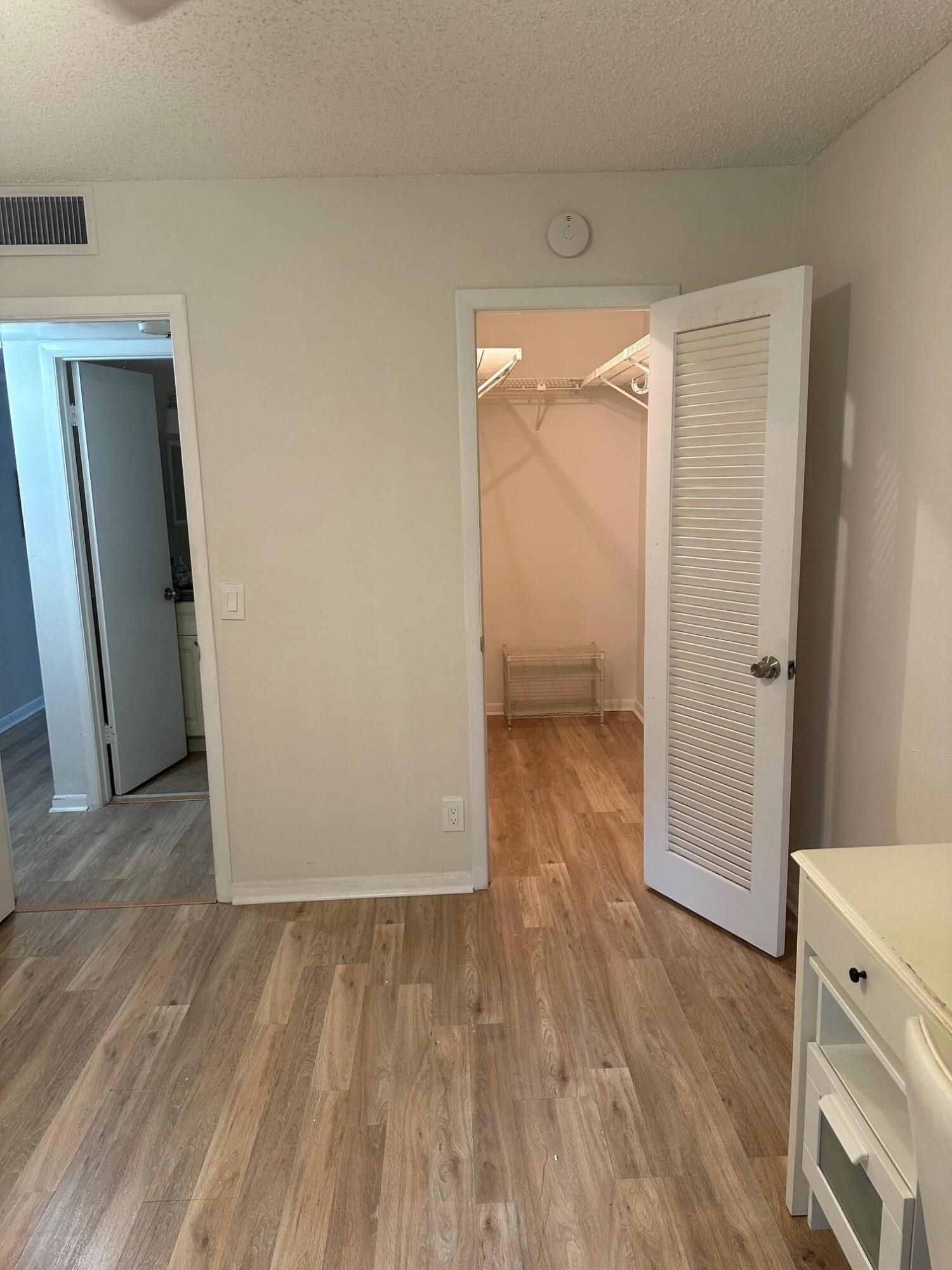 Walk in closet