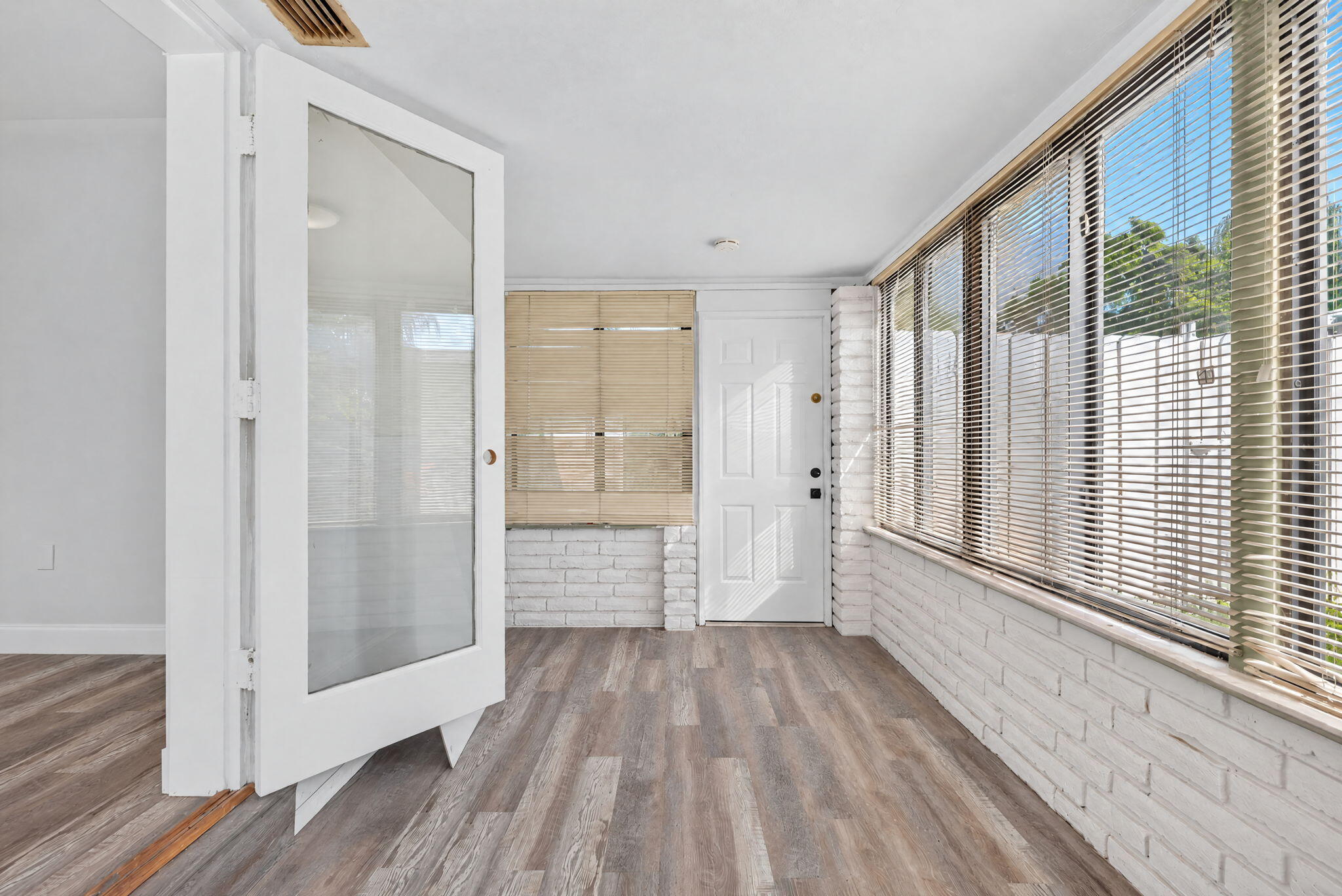 12-web-or-mls-8I8A5430_batchlook