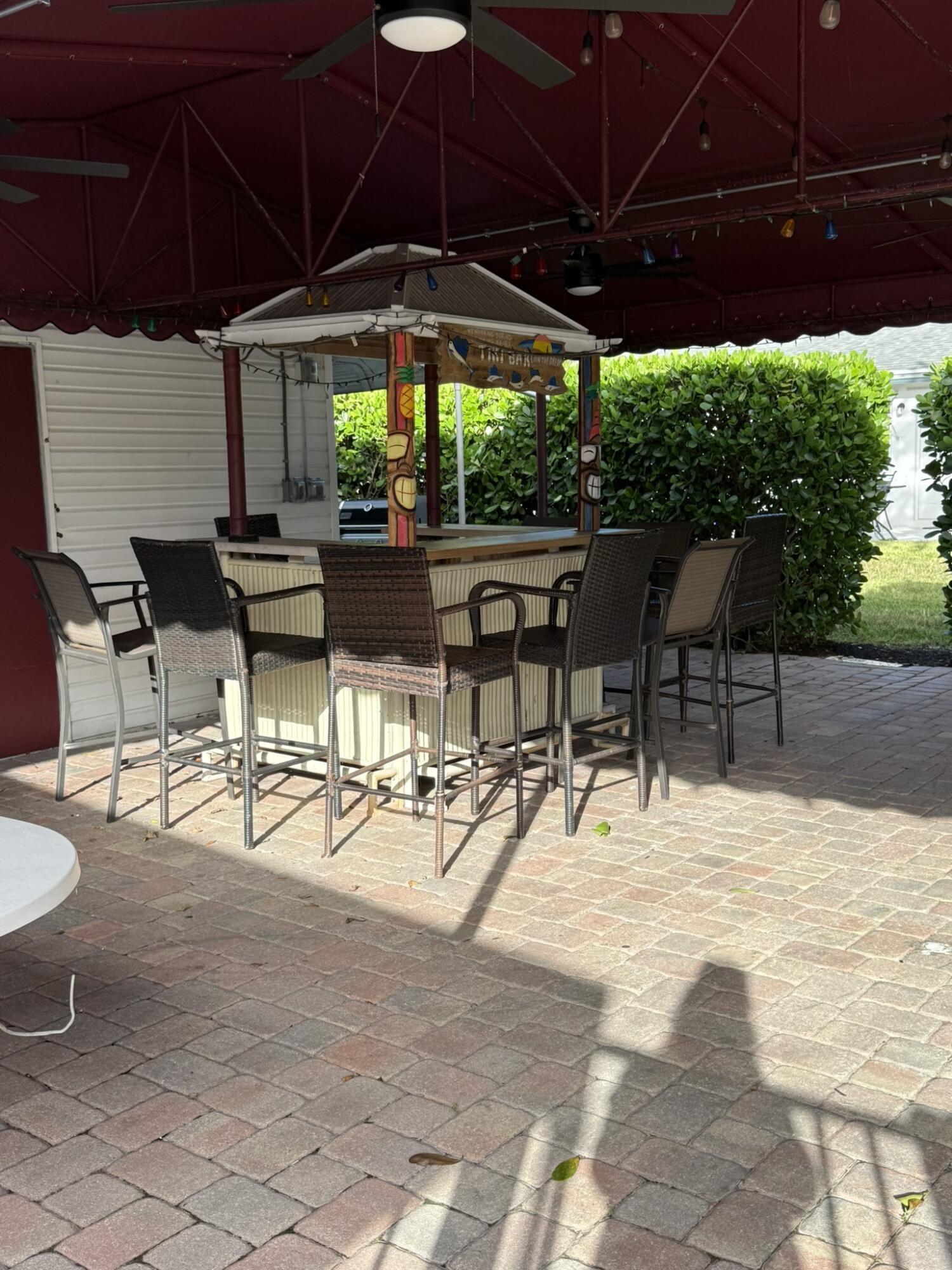 Tiki Bar