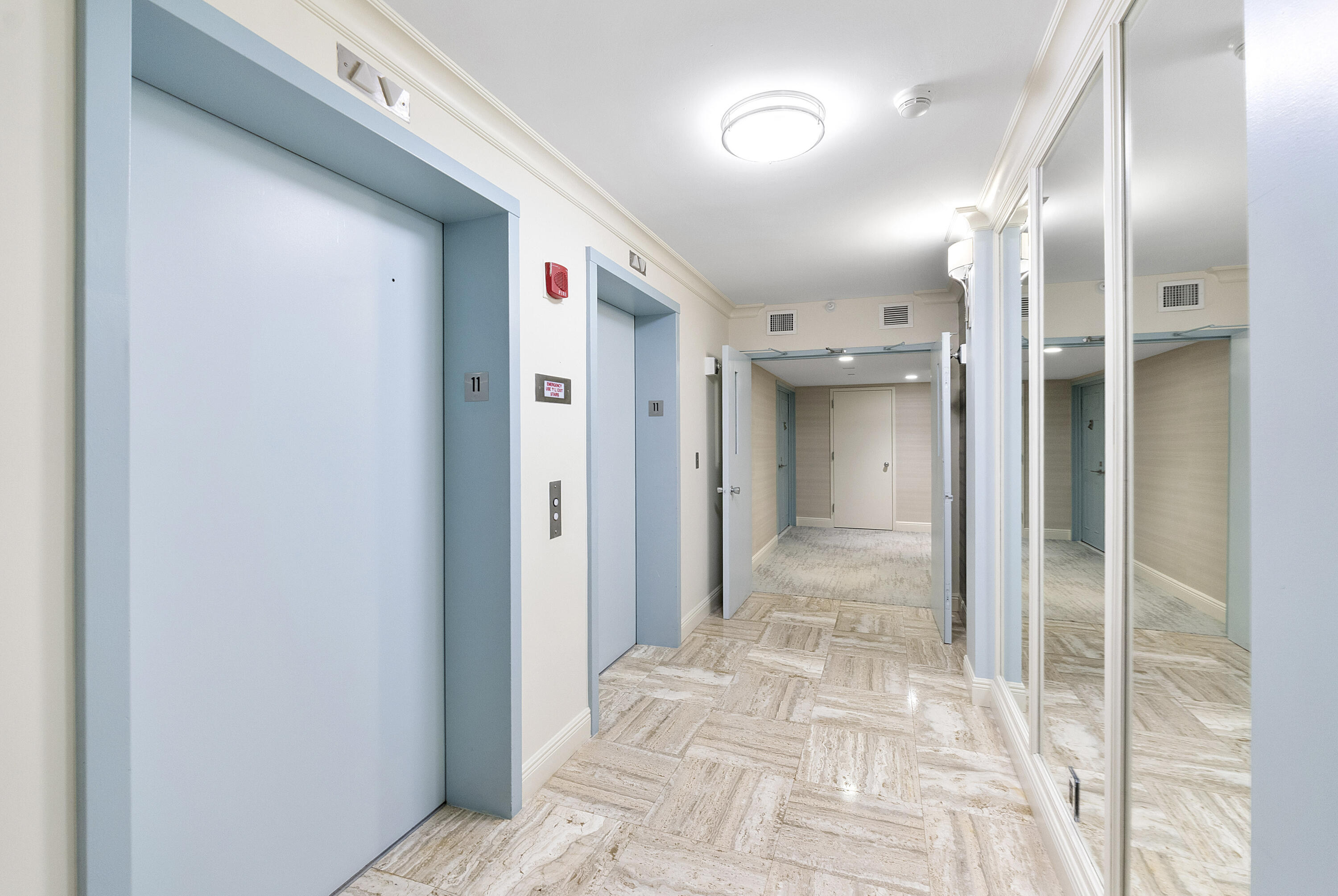 123 Lakeshore Dr u1143_063