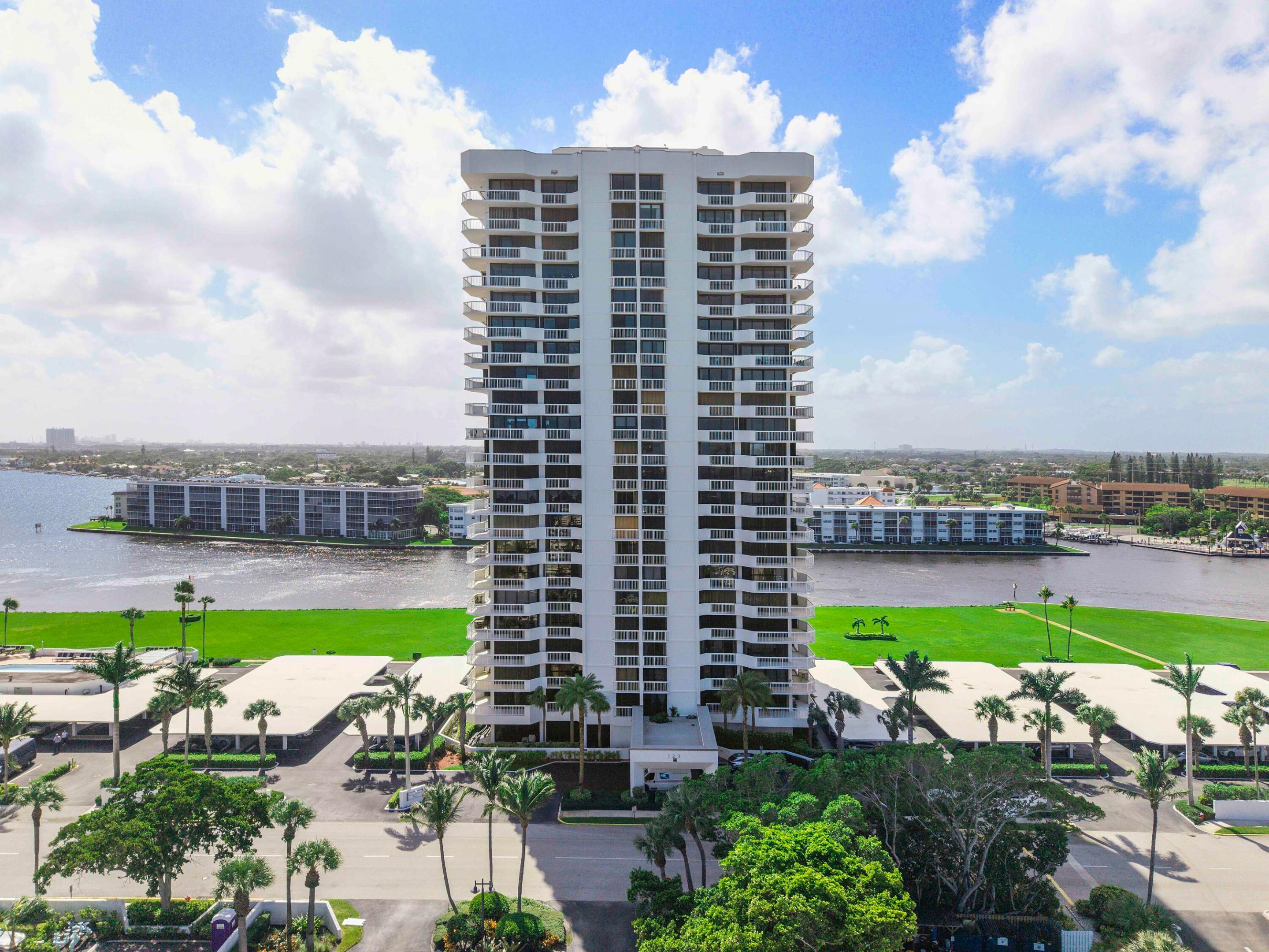 123 Lakeshore Dr u1143_010