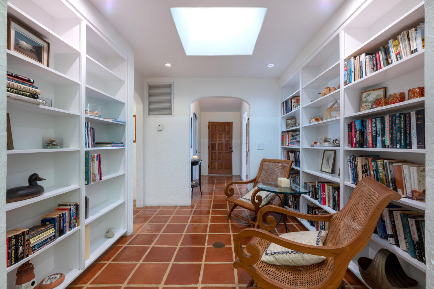 217 Debra Ln Palm Beach FL-large-018-010