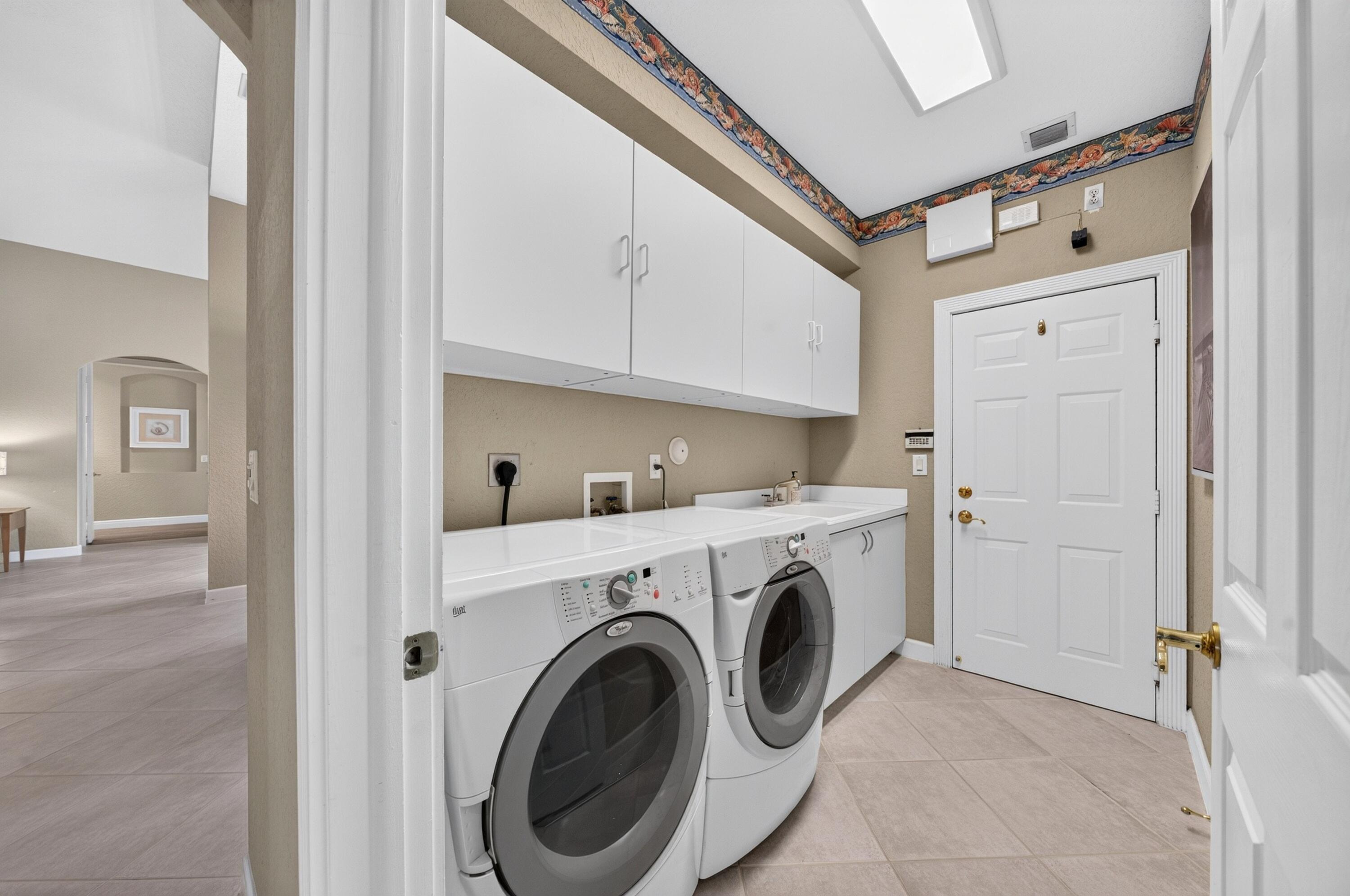 027-027-Laundry-4000x2656