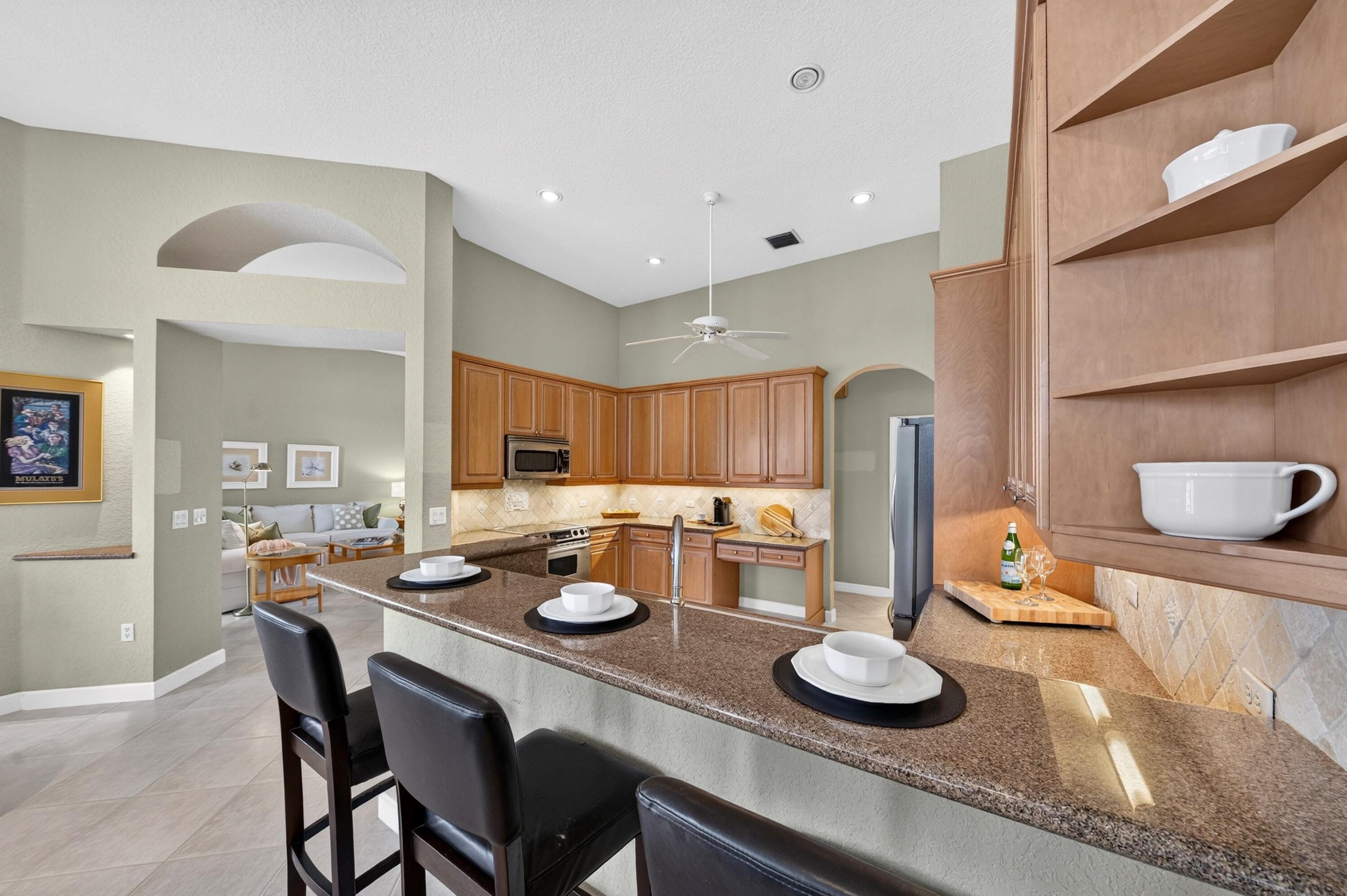 015-051-Kitchen-4000x2660