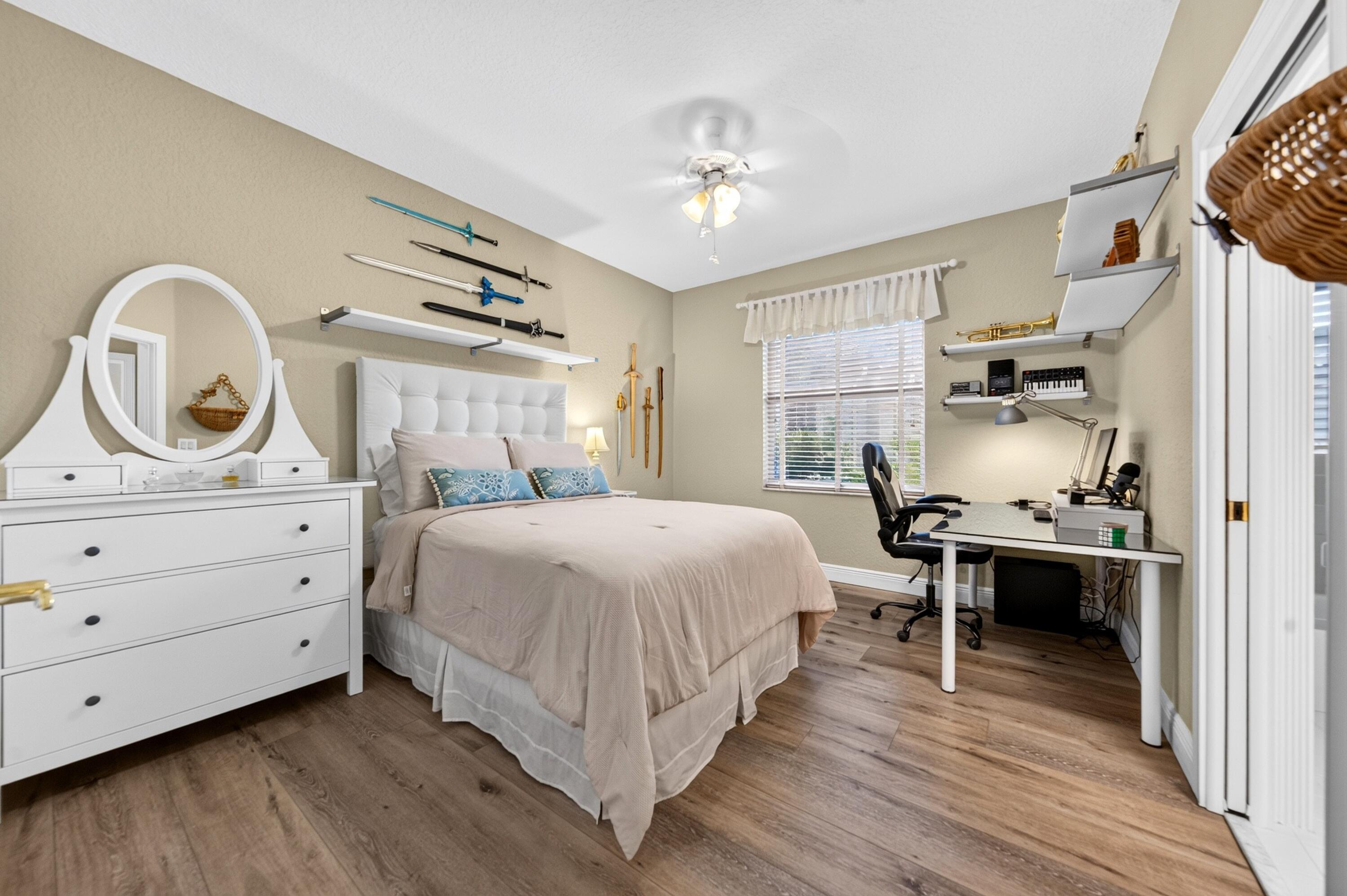 036-030-Bedroom-4000x2662