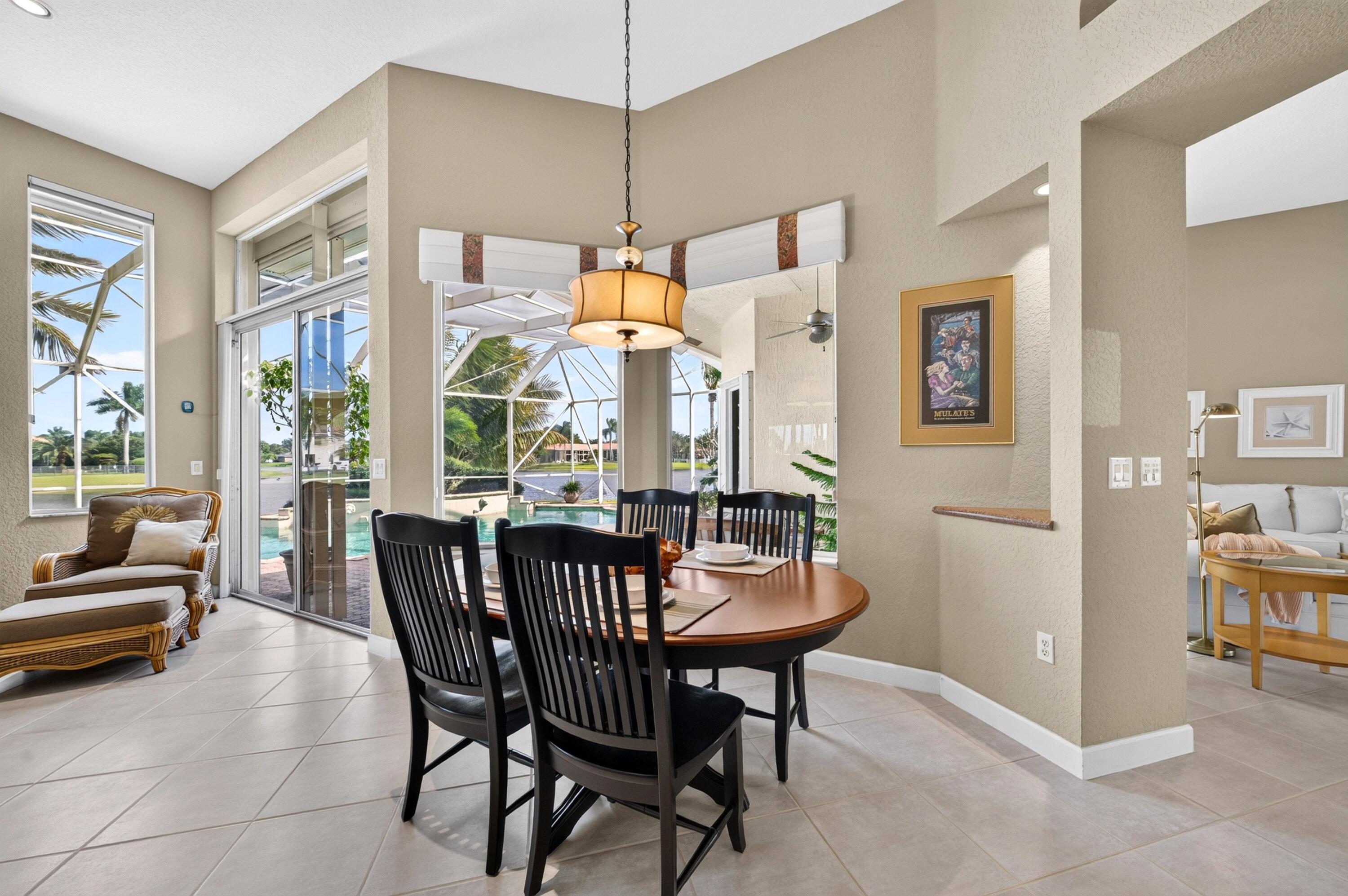 023-057-Breakfast Nook-4000x2660
