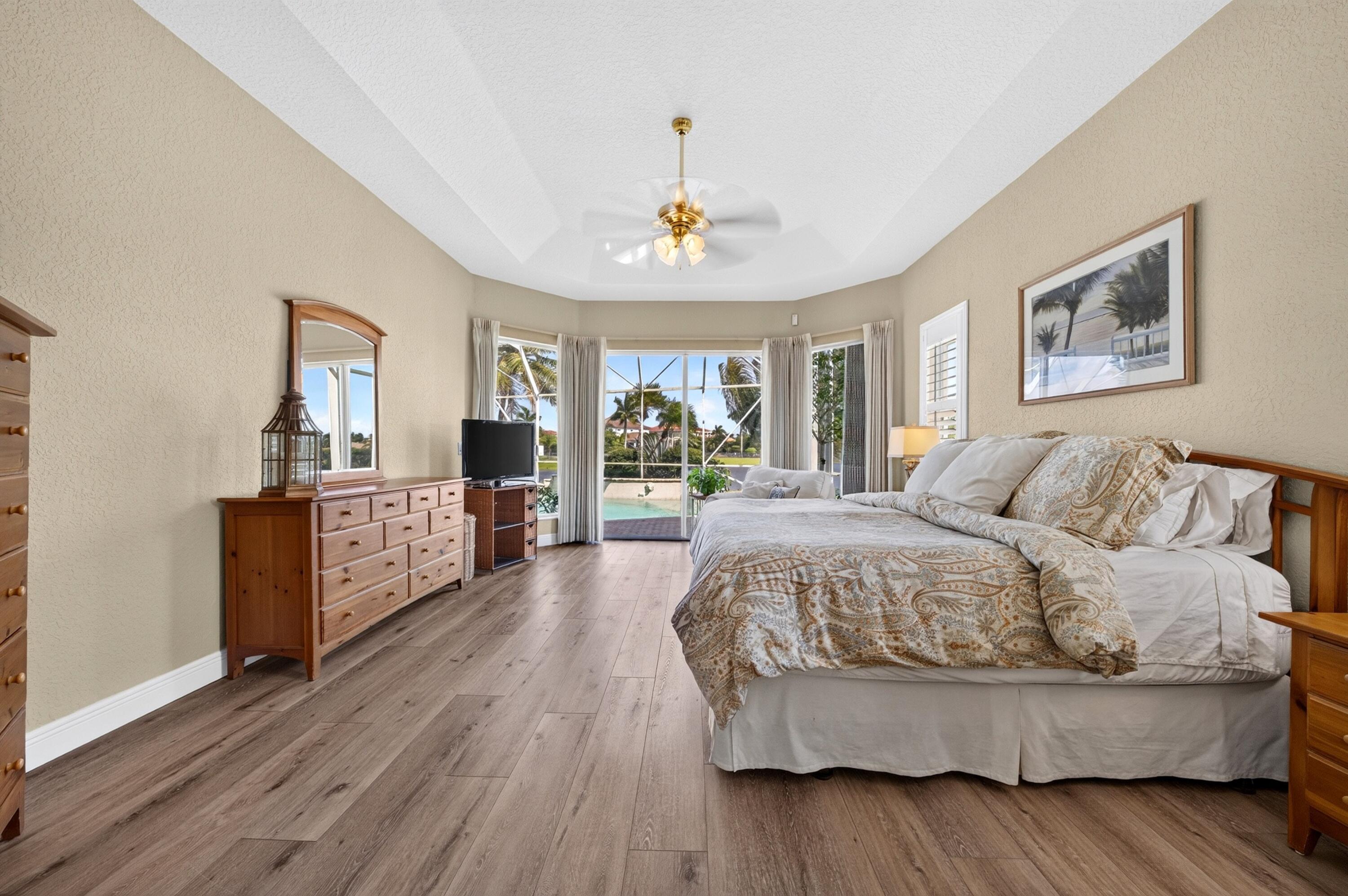 028-038-Primary Bedroom-4000x2660
