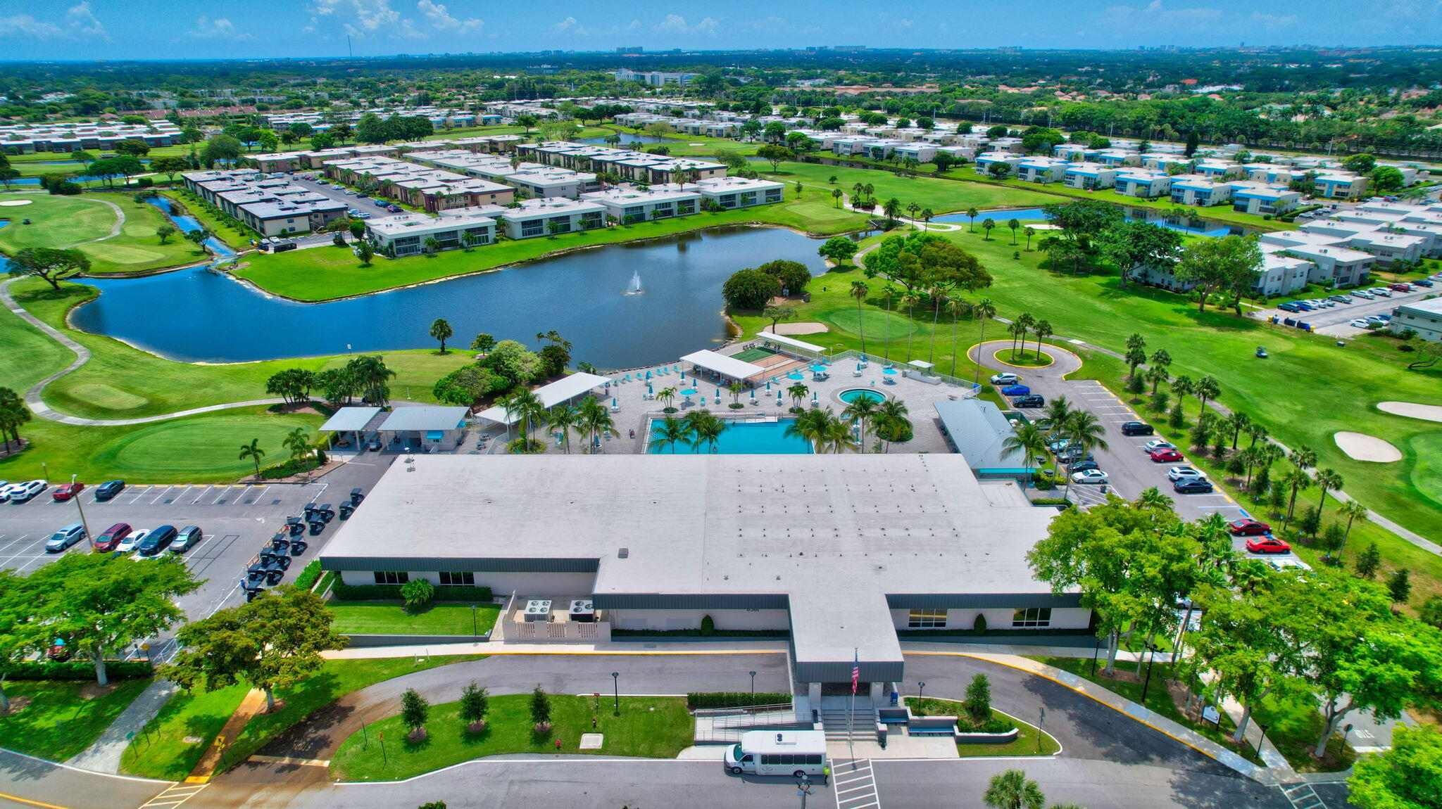 60-web-or-mls-Kings Point (14)