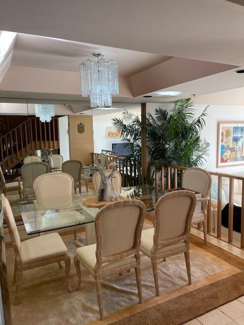photo dining room