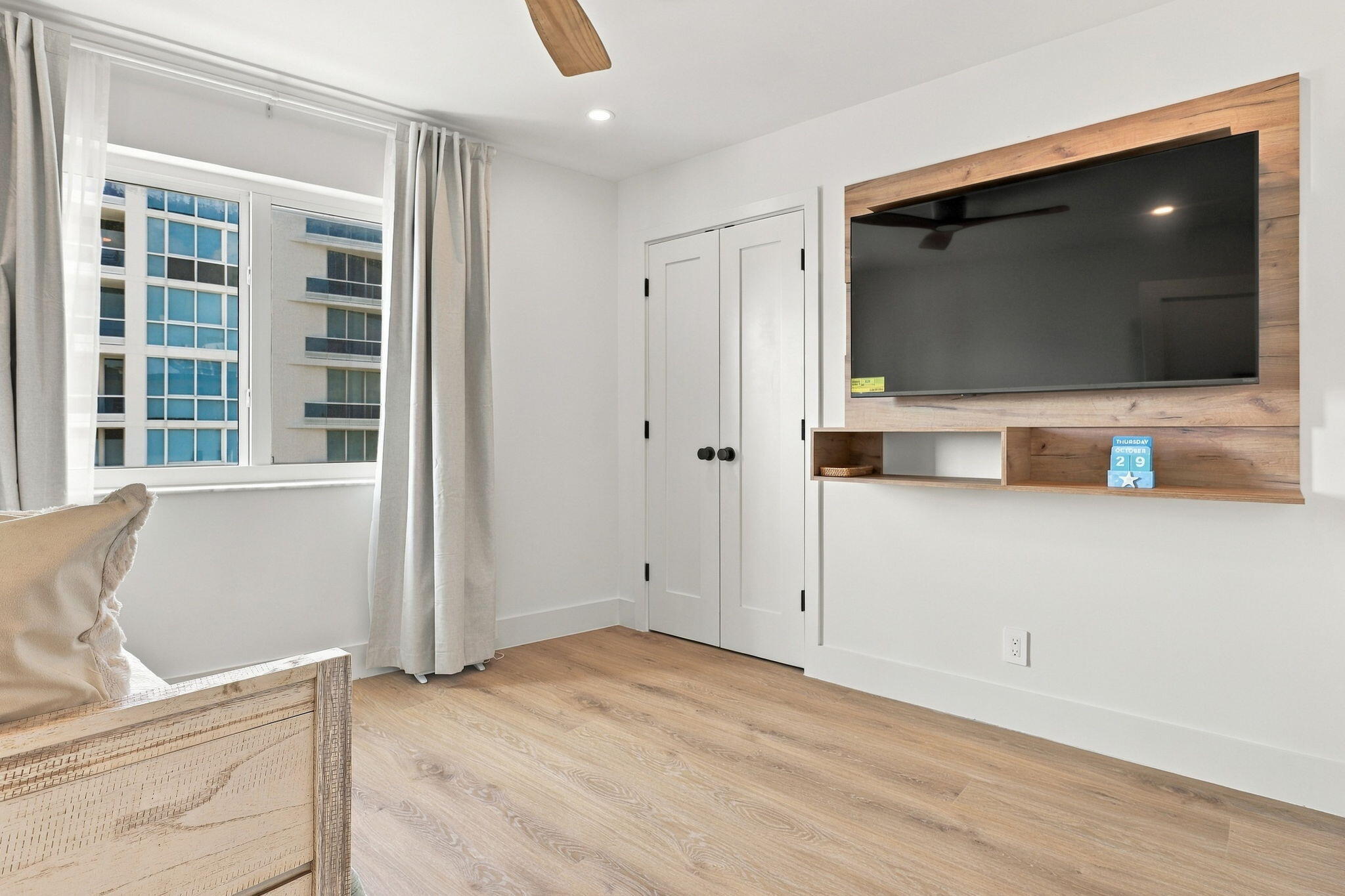 Second Bedroom with Trundle Bed(s)