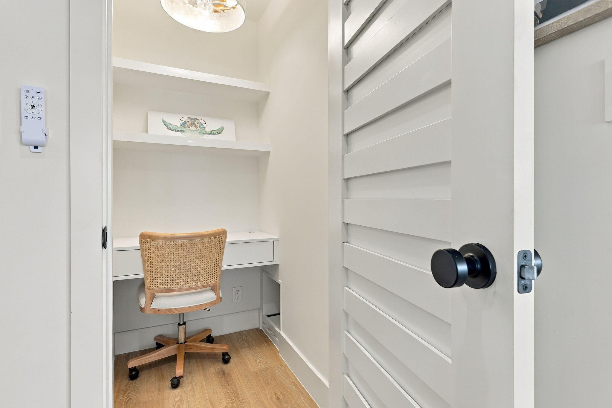 Bonus Office Space