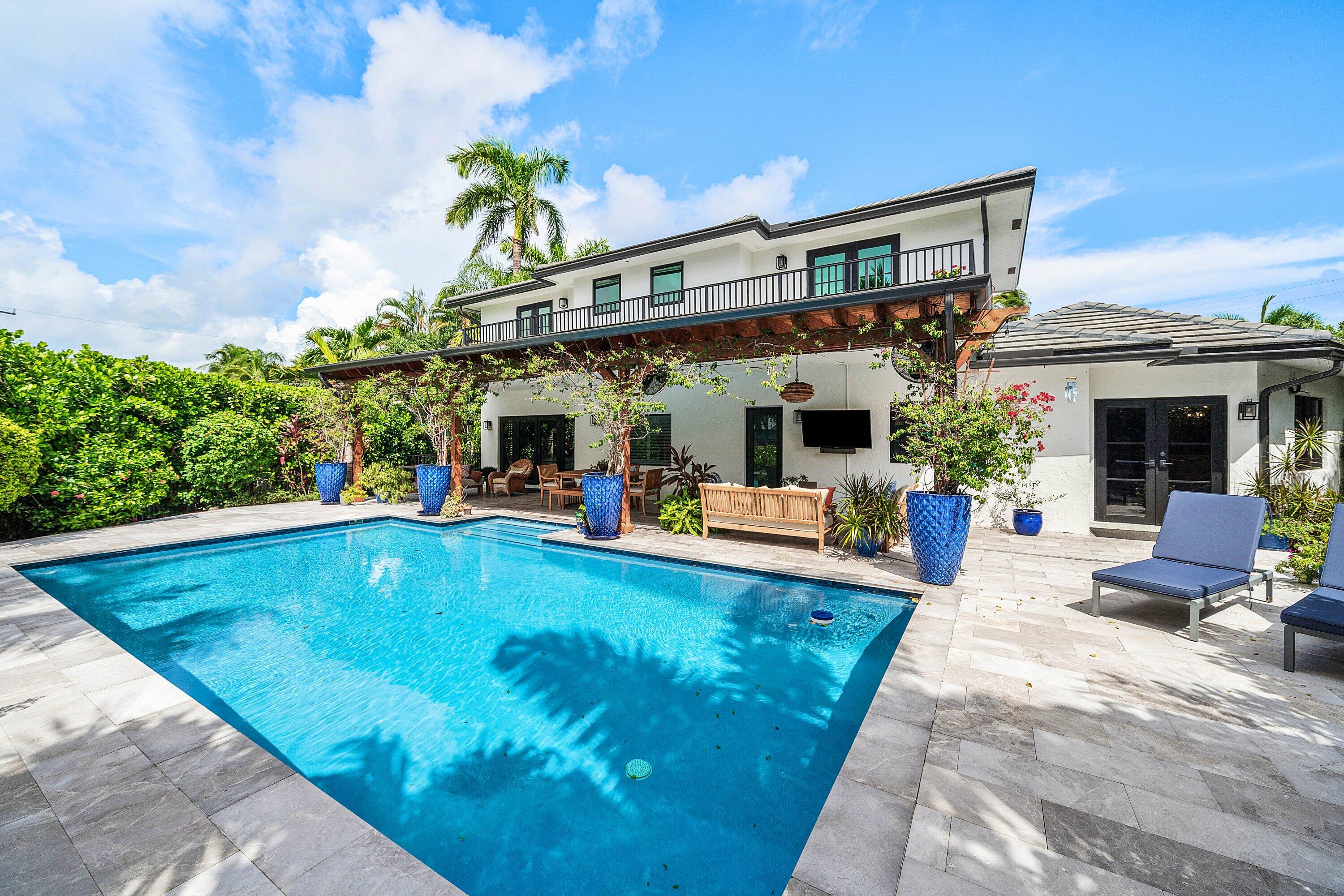 045-27HibiscusWay-OceanRidge-FL-33435-SM