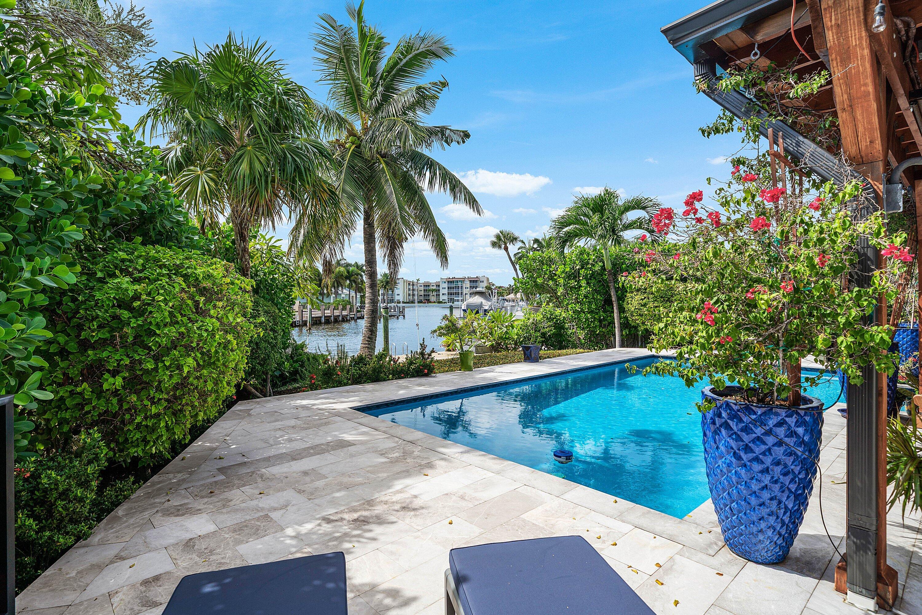 044-27HibiscusWay-OceanRidge-FL-33435-SM