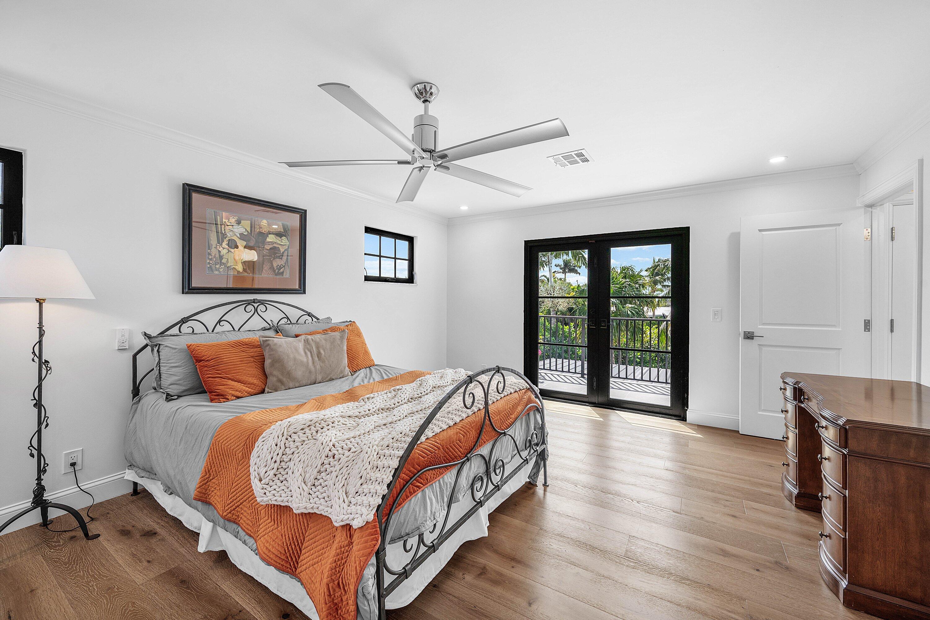 027-27HibiscusWay-OceanRidge-FL-33435-SM