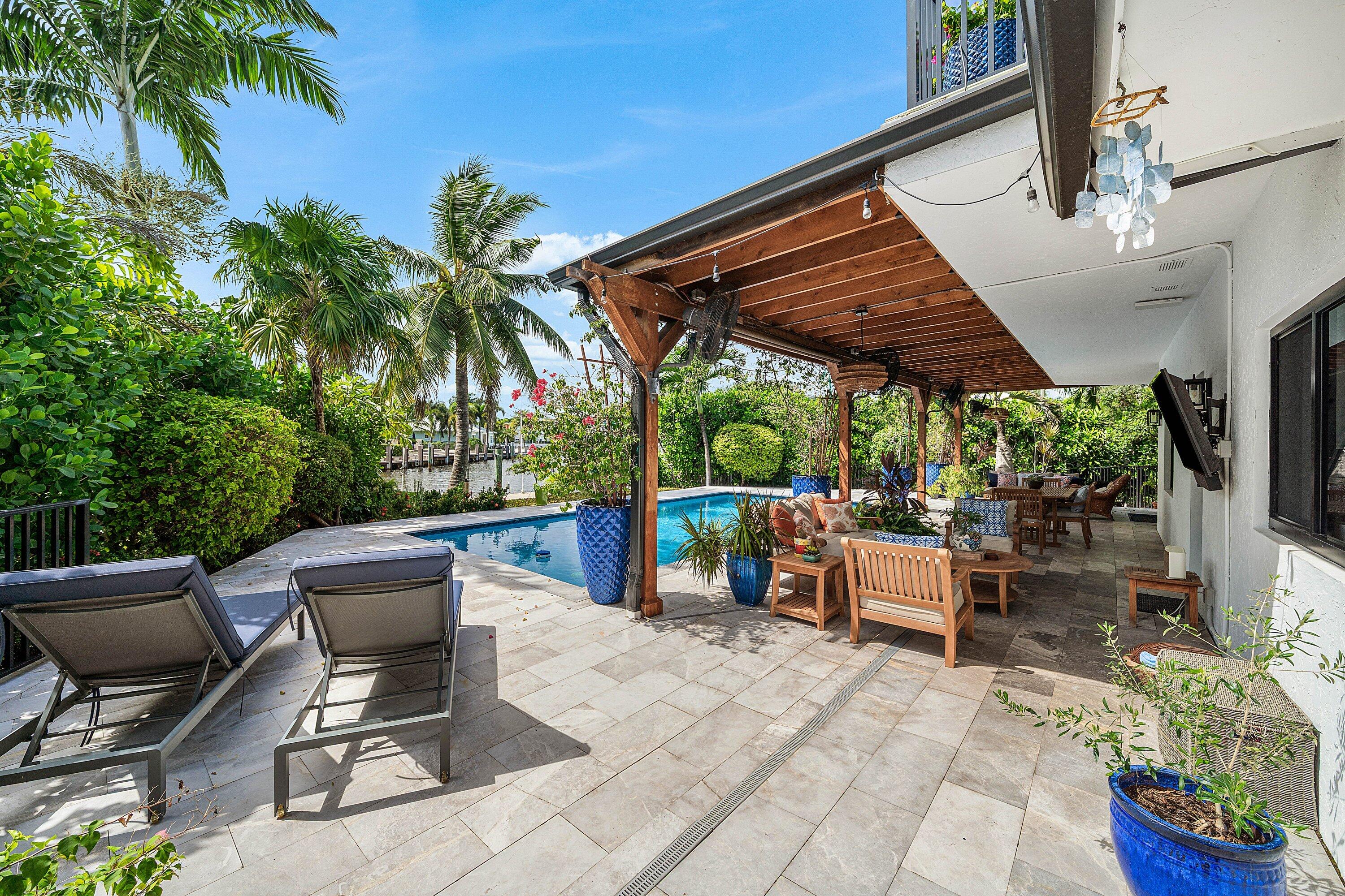 041-27HibiscusWay-OceanRidge-FL-33435-SM