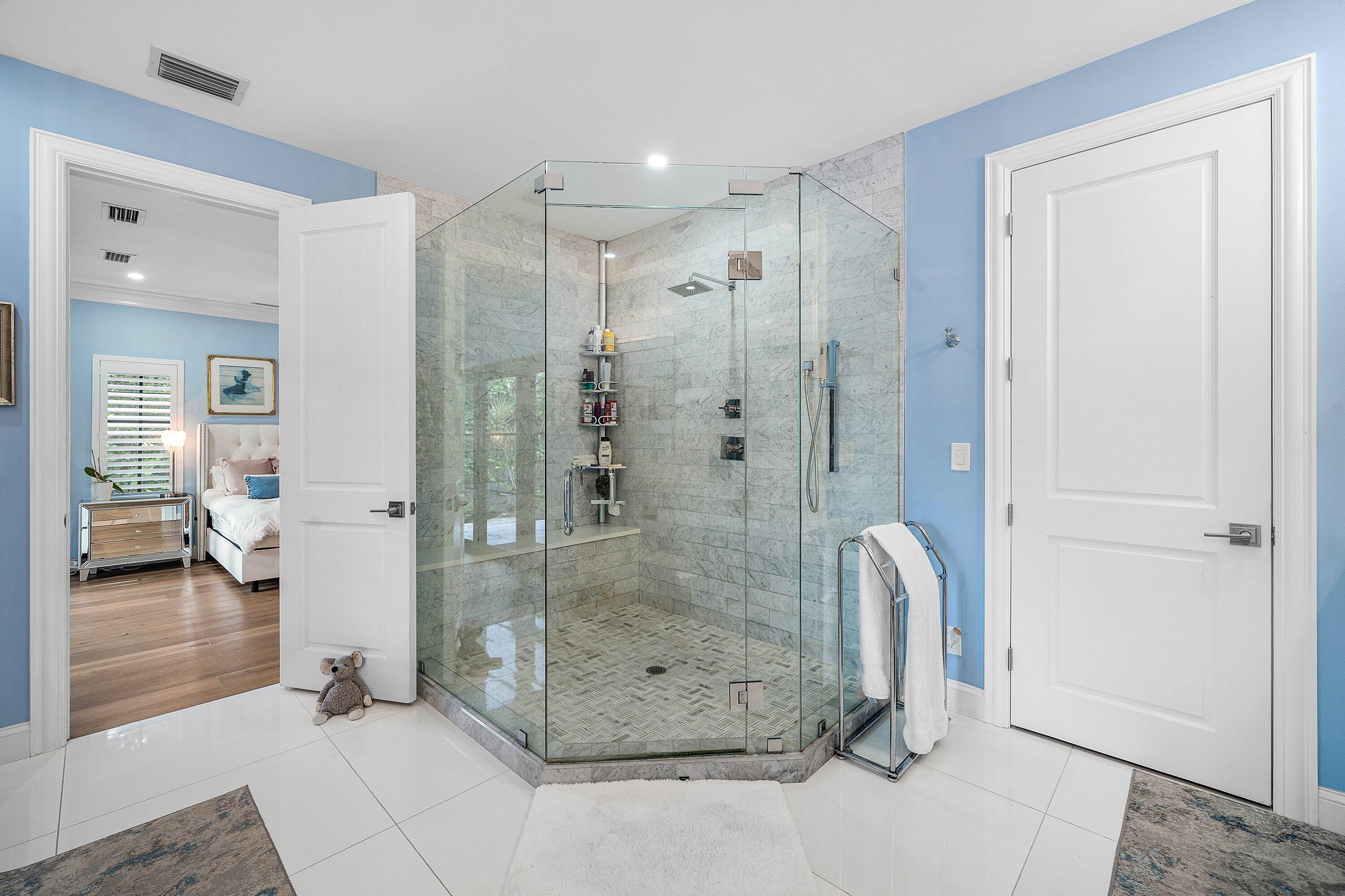 023-27HibiscusWay-OceanRidge-FL-33435-SM