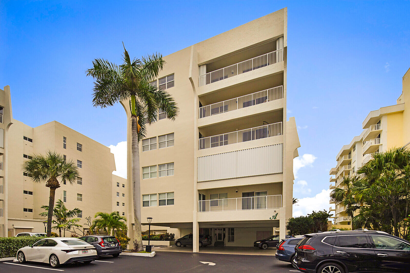 01_3520_S_Ocean_Blvd_Unit_506A1_mls