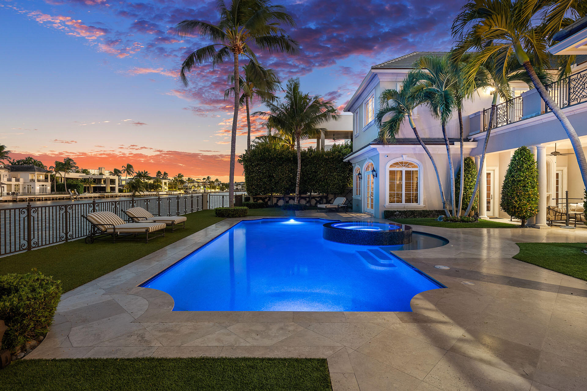 510_Alexander_Palm_Road_Dusk_07