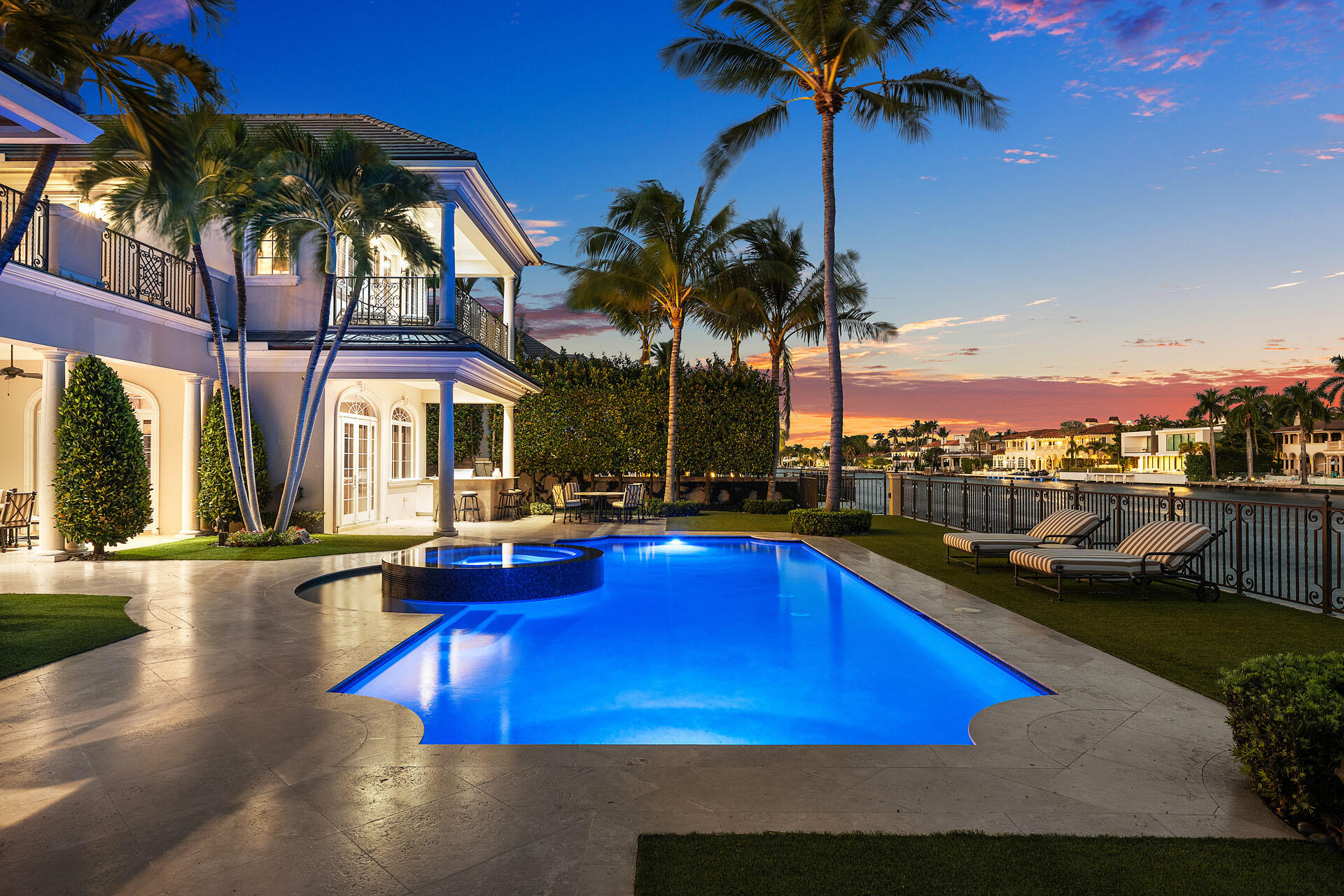 510_Alexander_Palm_Road_Dusk_09