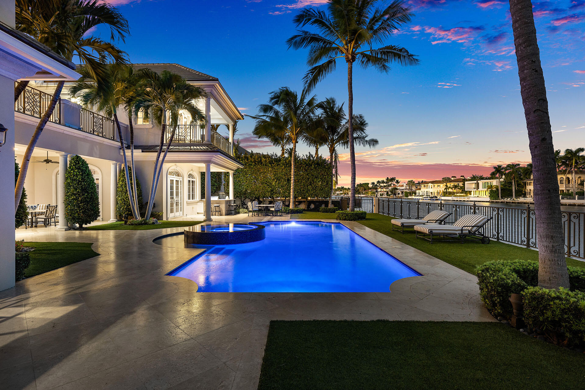 510_Alexander_Palm_Road_Dusk_08