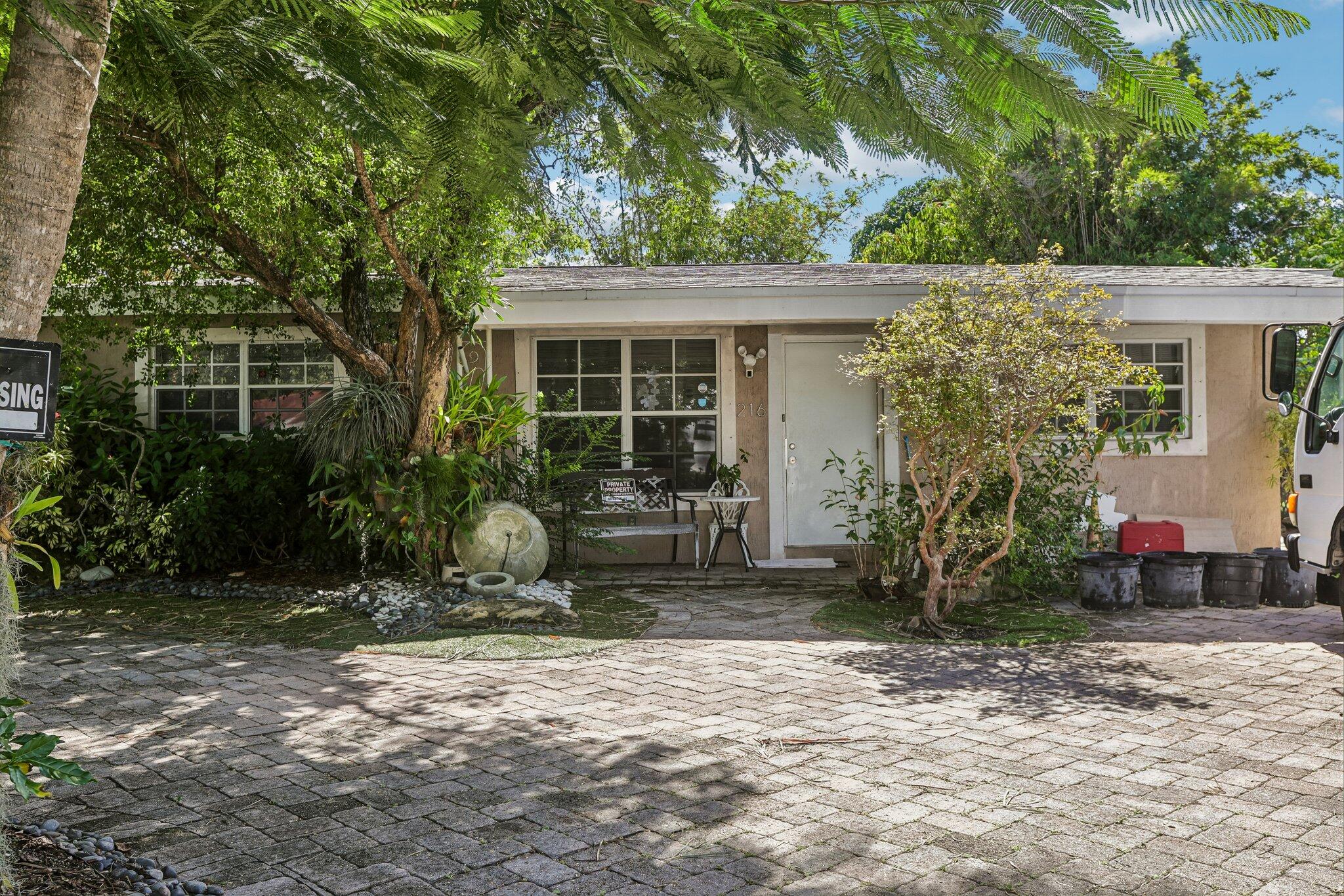 2-web-or-mls-NE 26th Ct-S3010-002 2-web-or-mls-NE 26th Ct-S3010-002