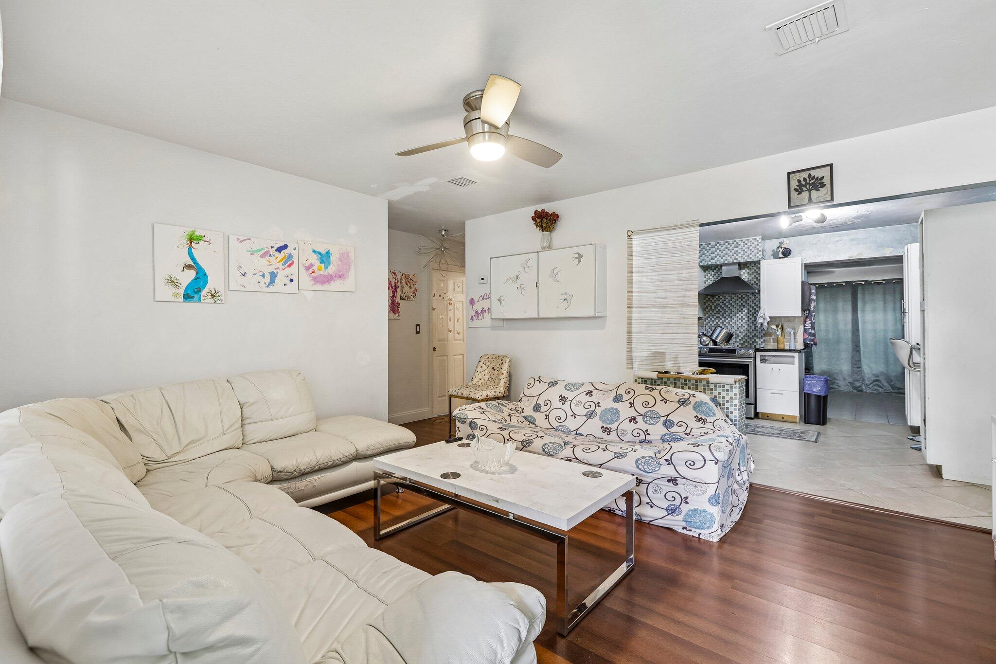 5-web-or-mls-NE 26th Ct-S3010-005 5-web-or-mls-NE 26th Ct-S3010-005
