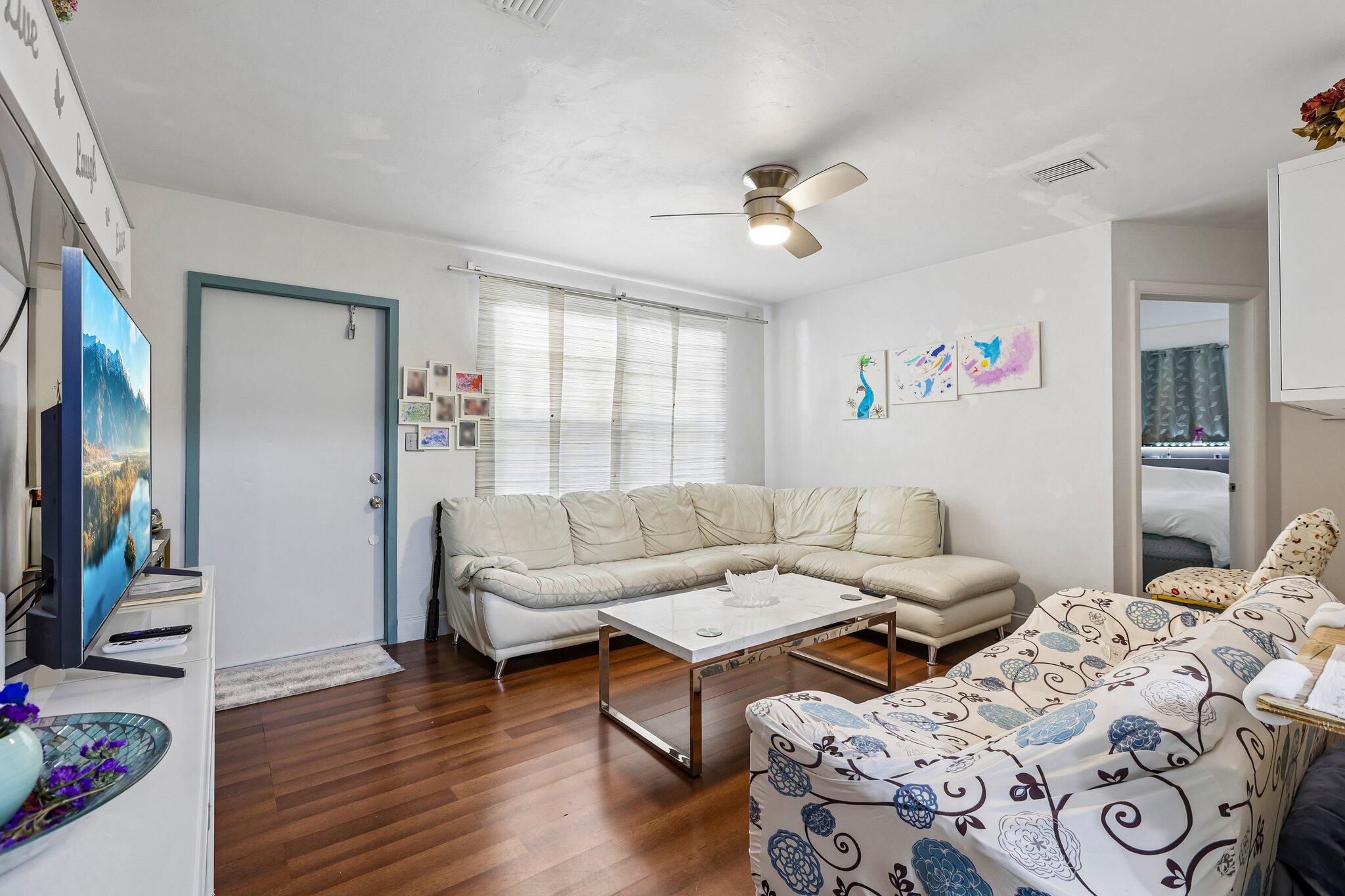 6-web-or-mls-NE 26th Ct-S3010-006 6-web-or-mls-NE 26th Ct-S3010-006