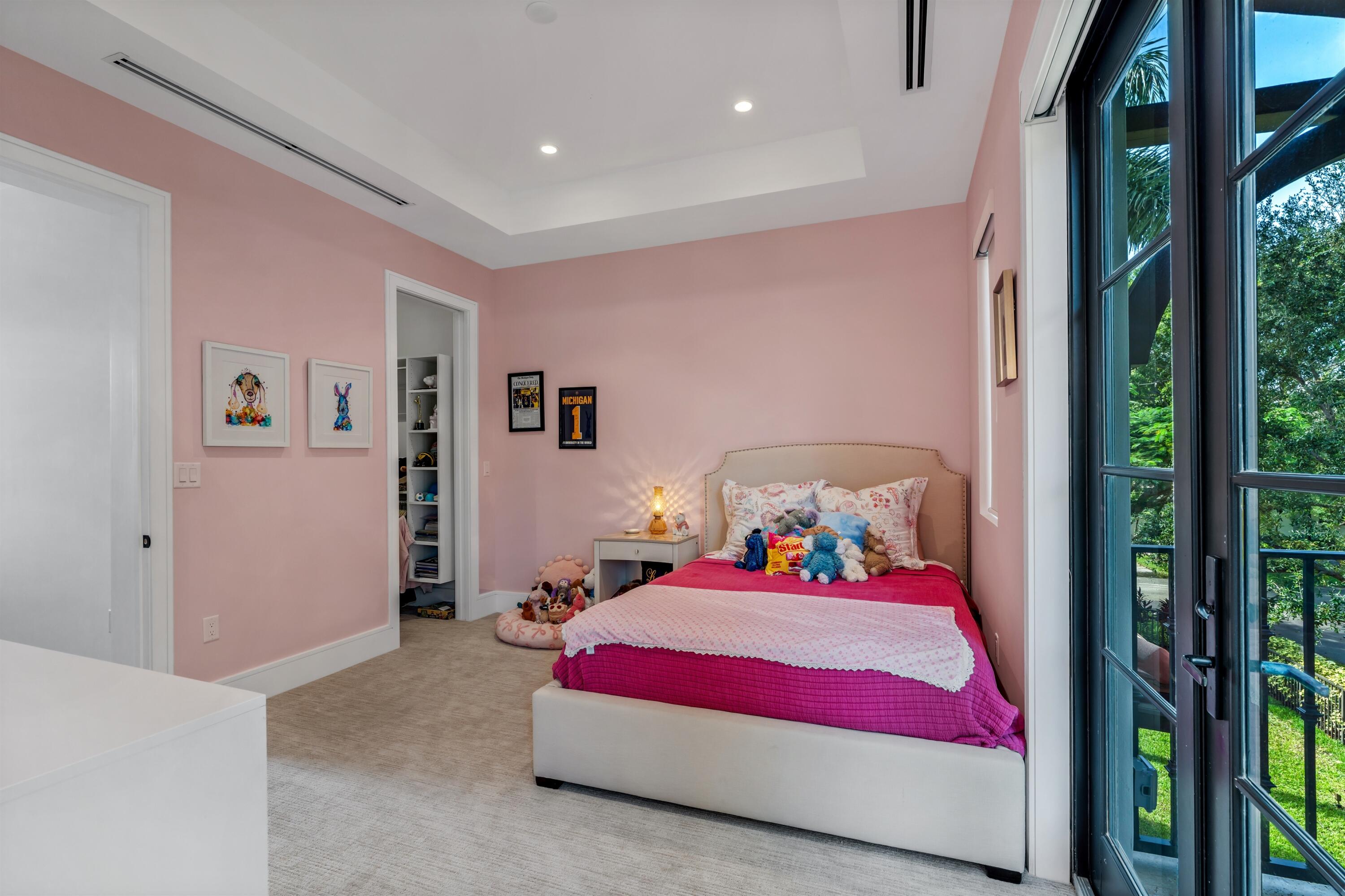 BEDROOM_2