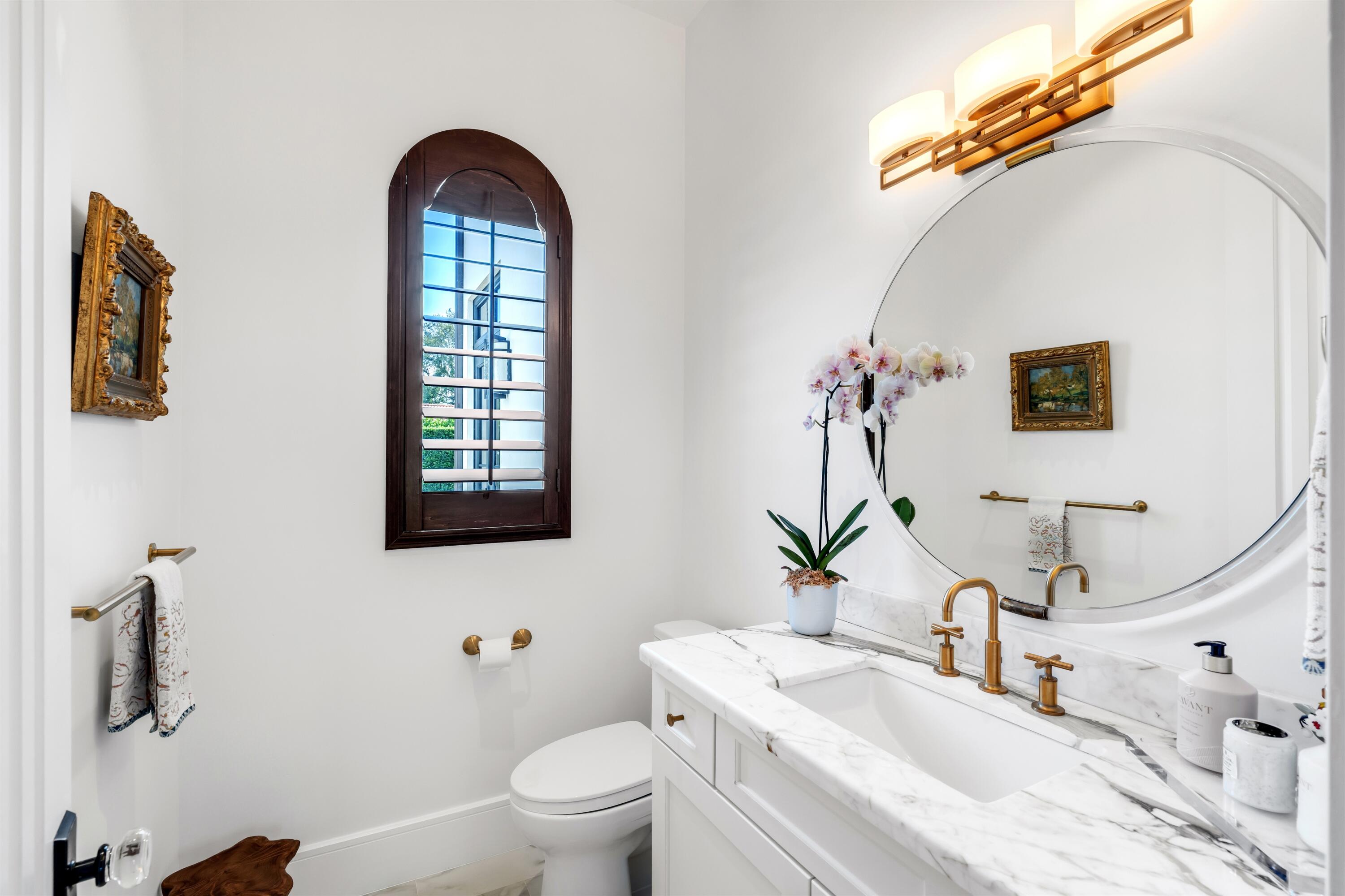 POWDER_ROOM