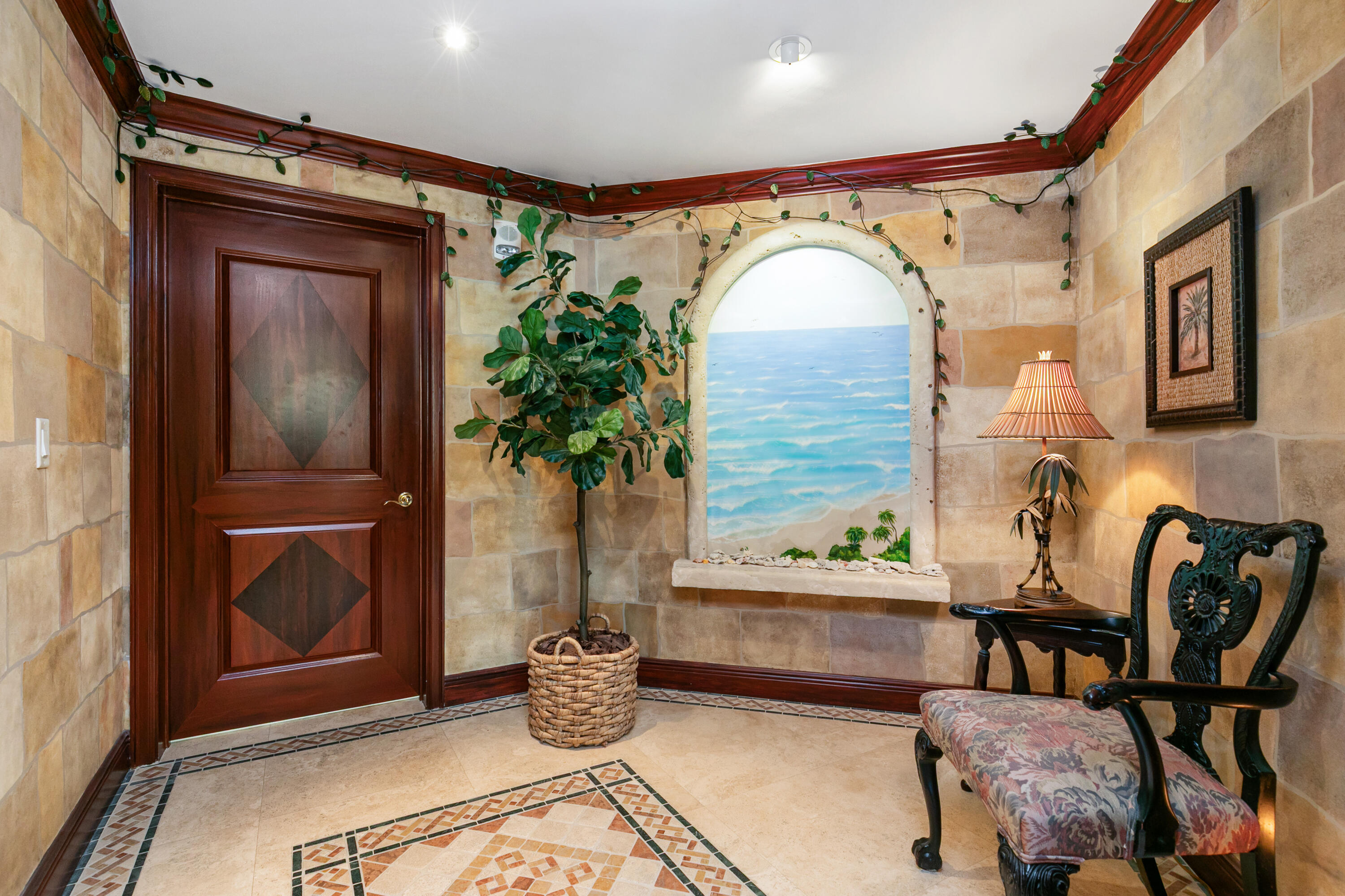 Private vestibule off of private elevator access