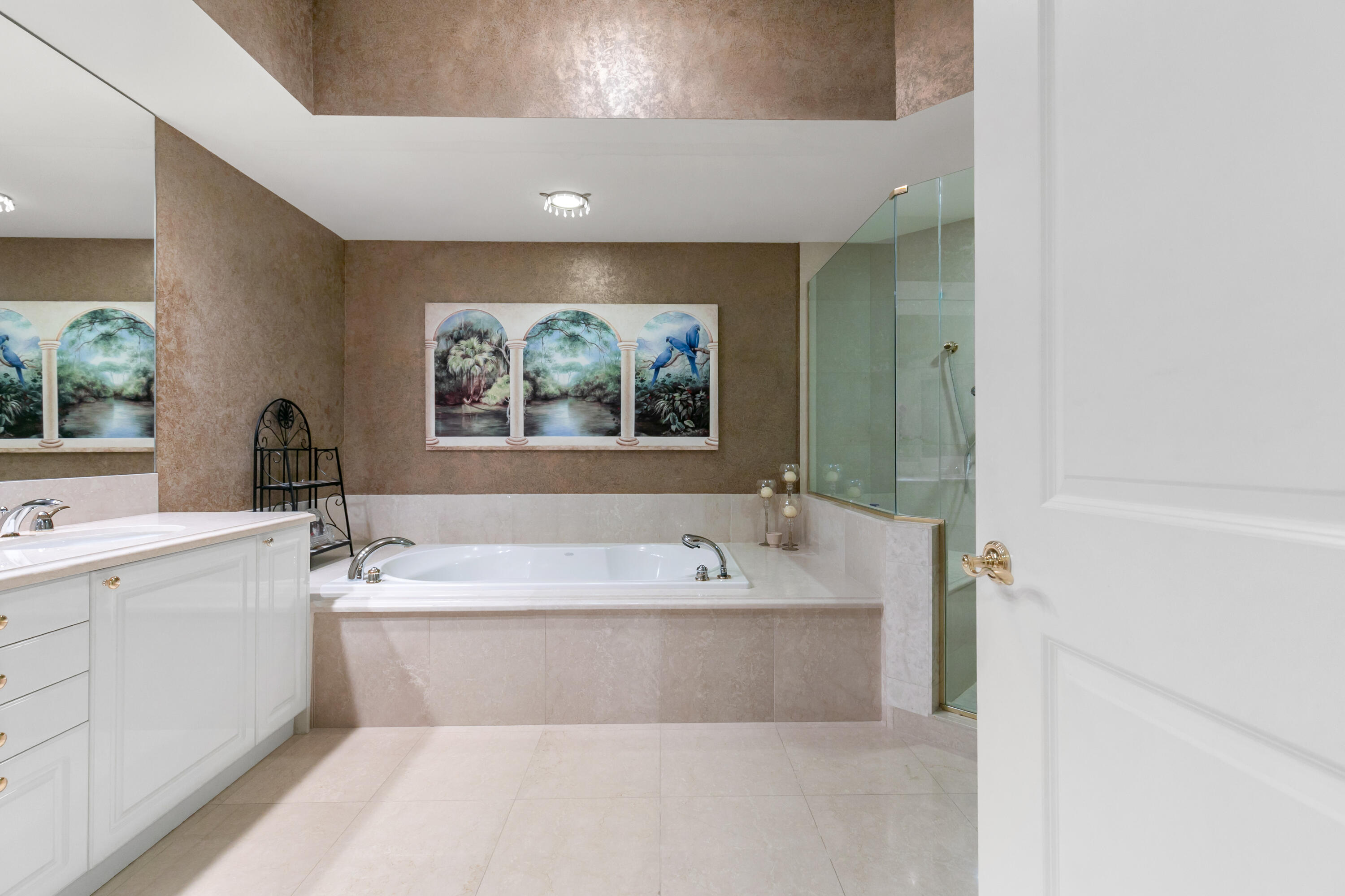 Primary ensuite luxury spa bath