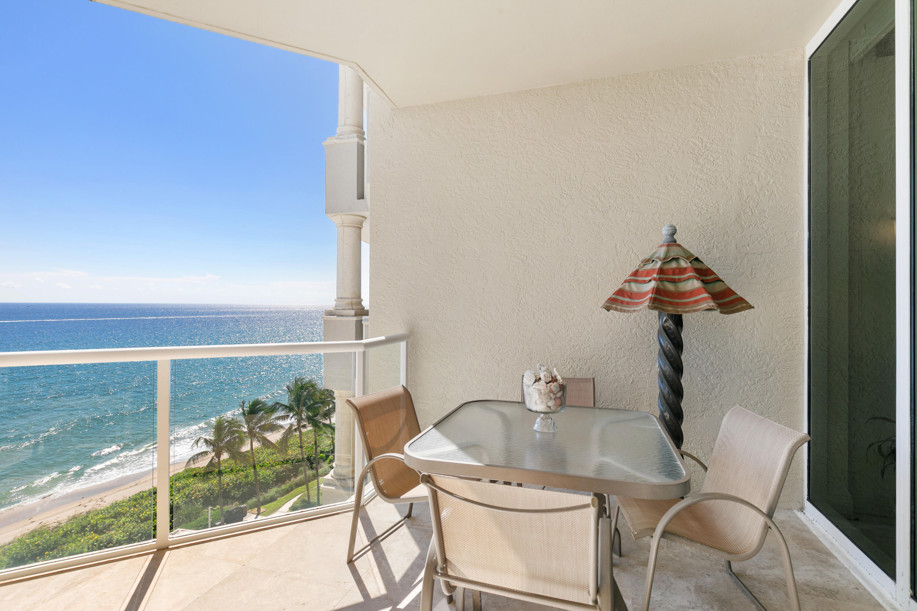 Balcony off living area