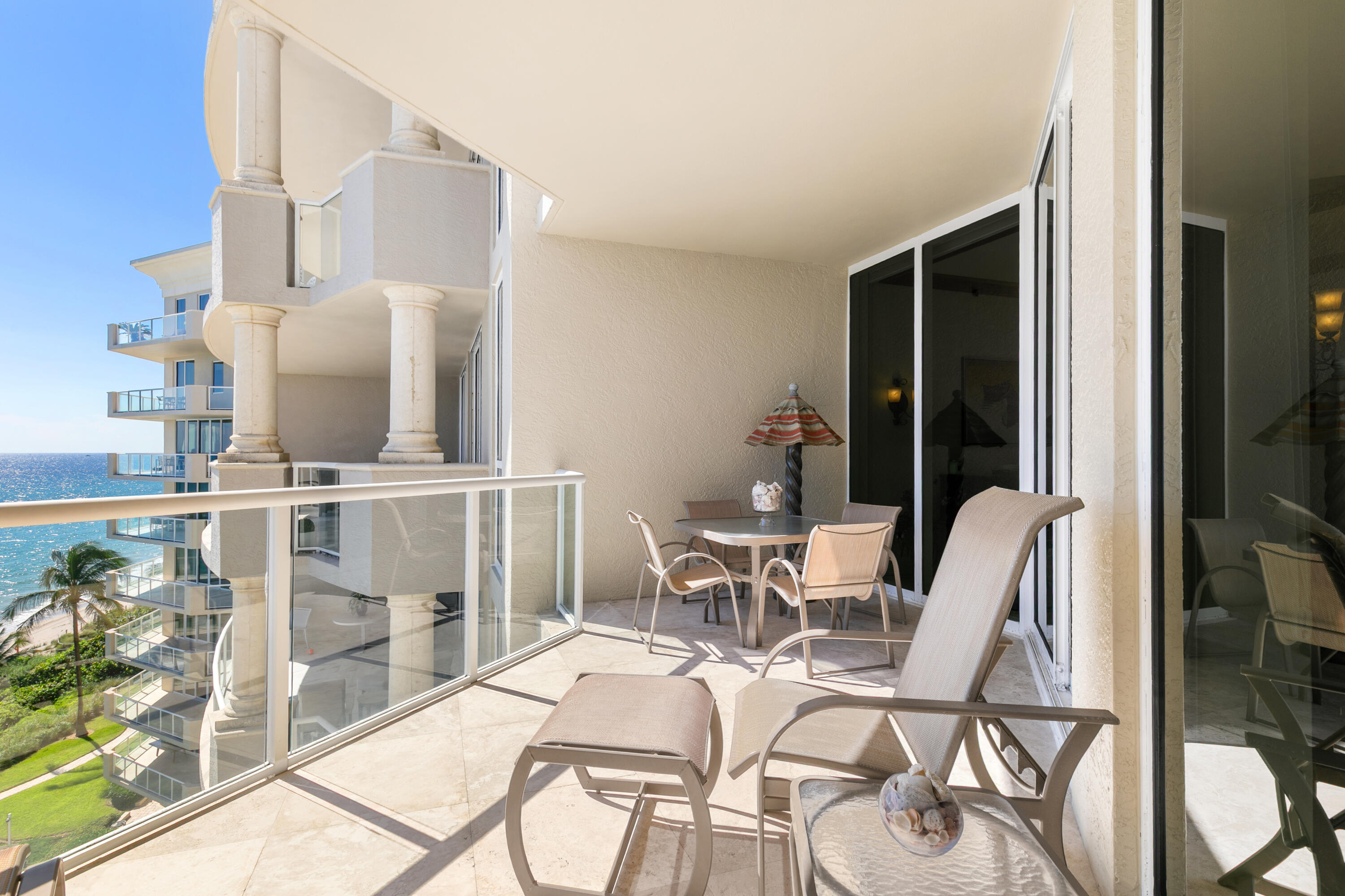 Balcony off living area