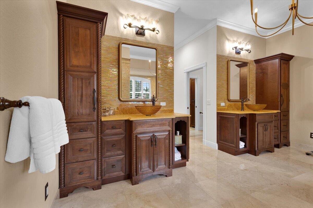 Dual Sinks