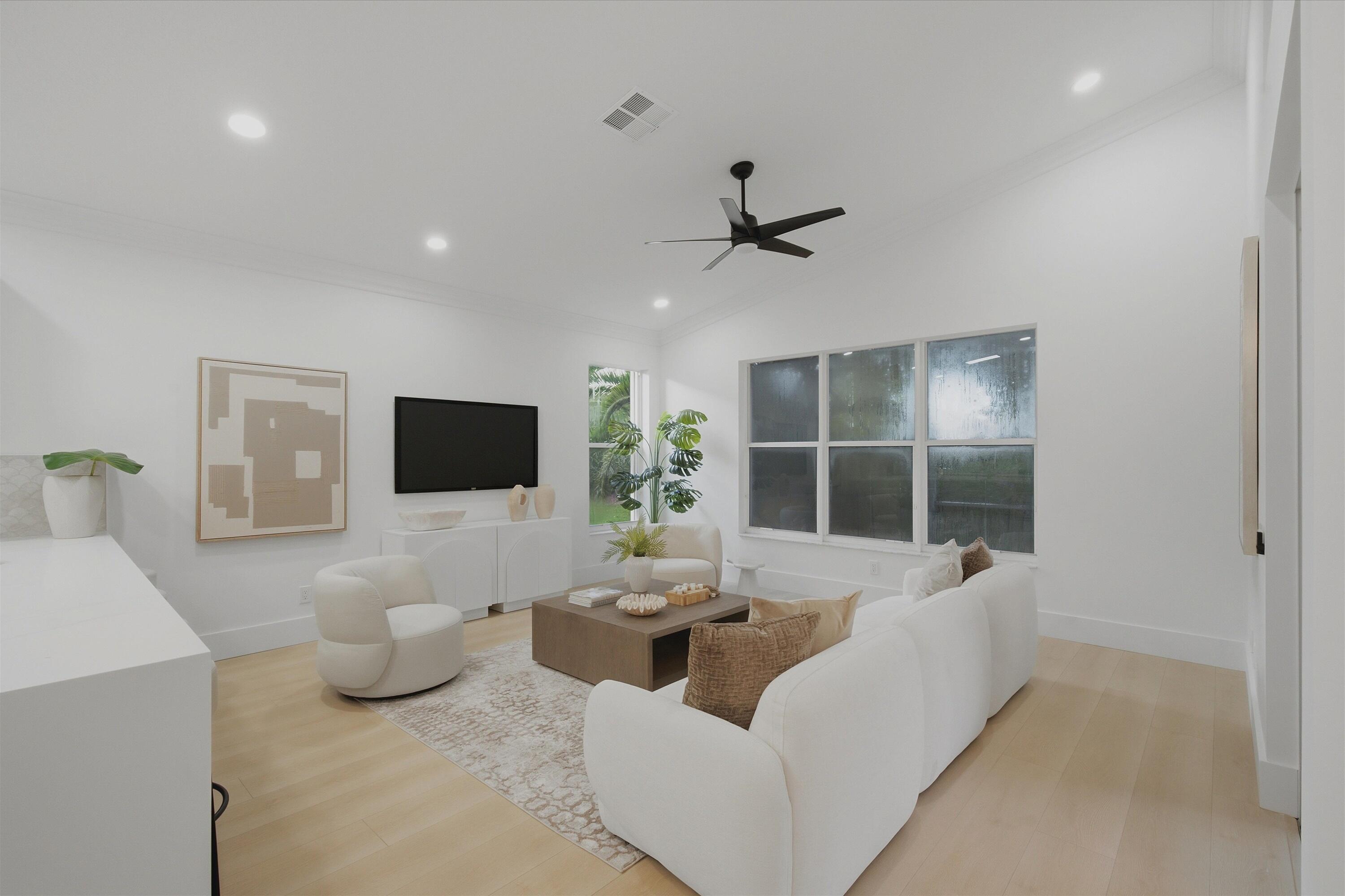11-13106 Alhambra Lake Circle Delray Bea