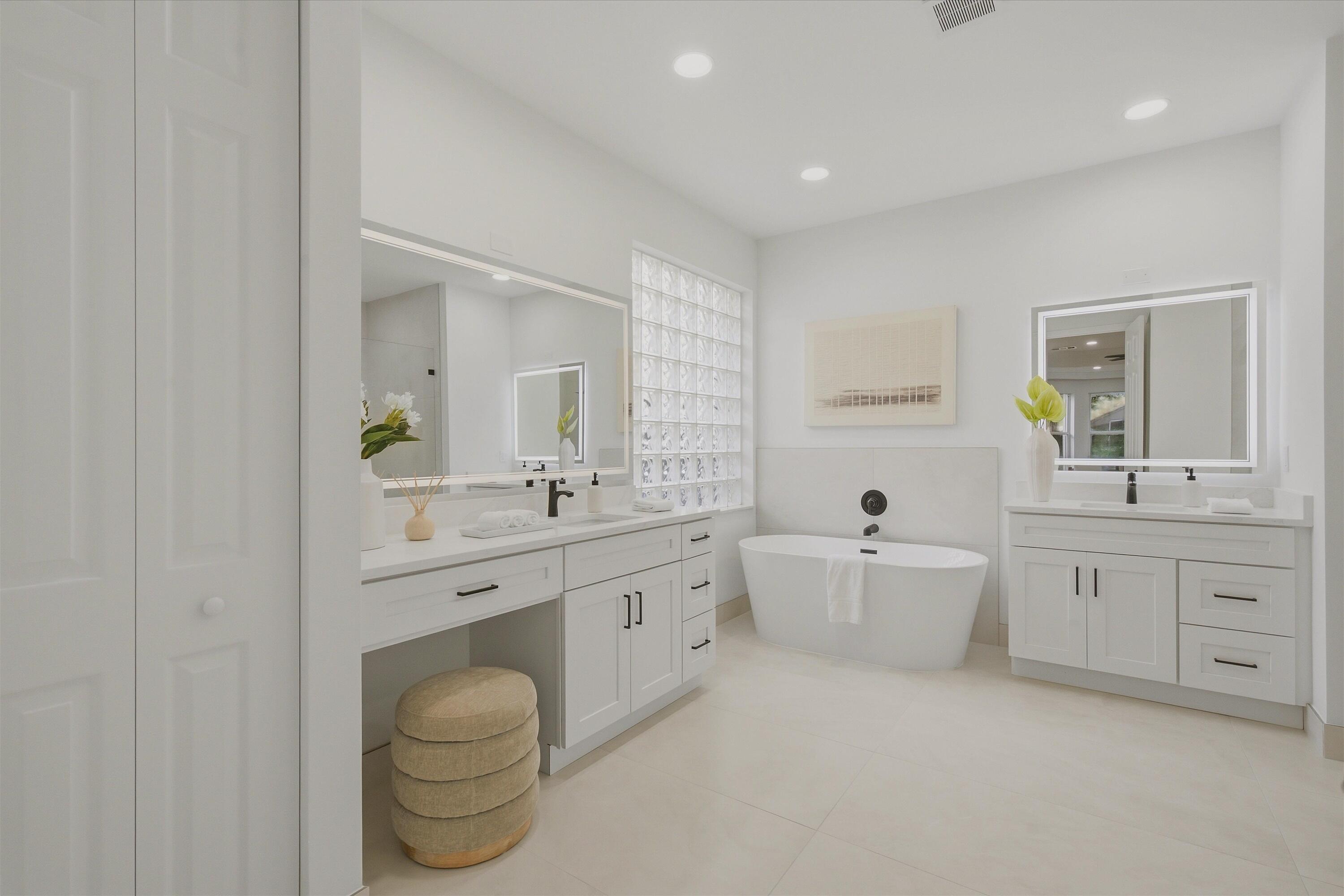 18-13106 Alhambra Lake Circle Delray Bea