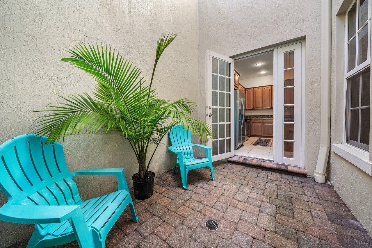 Private Atrium Patio
