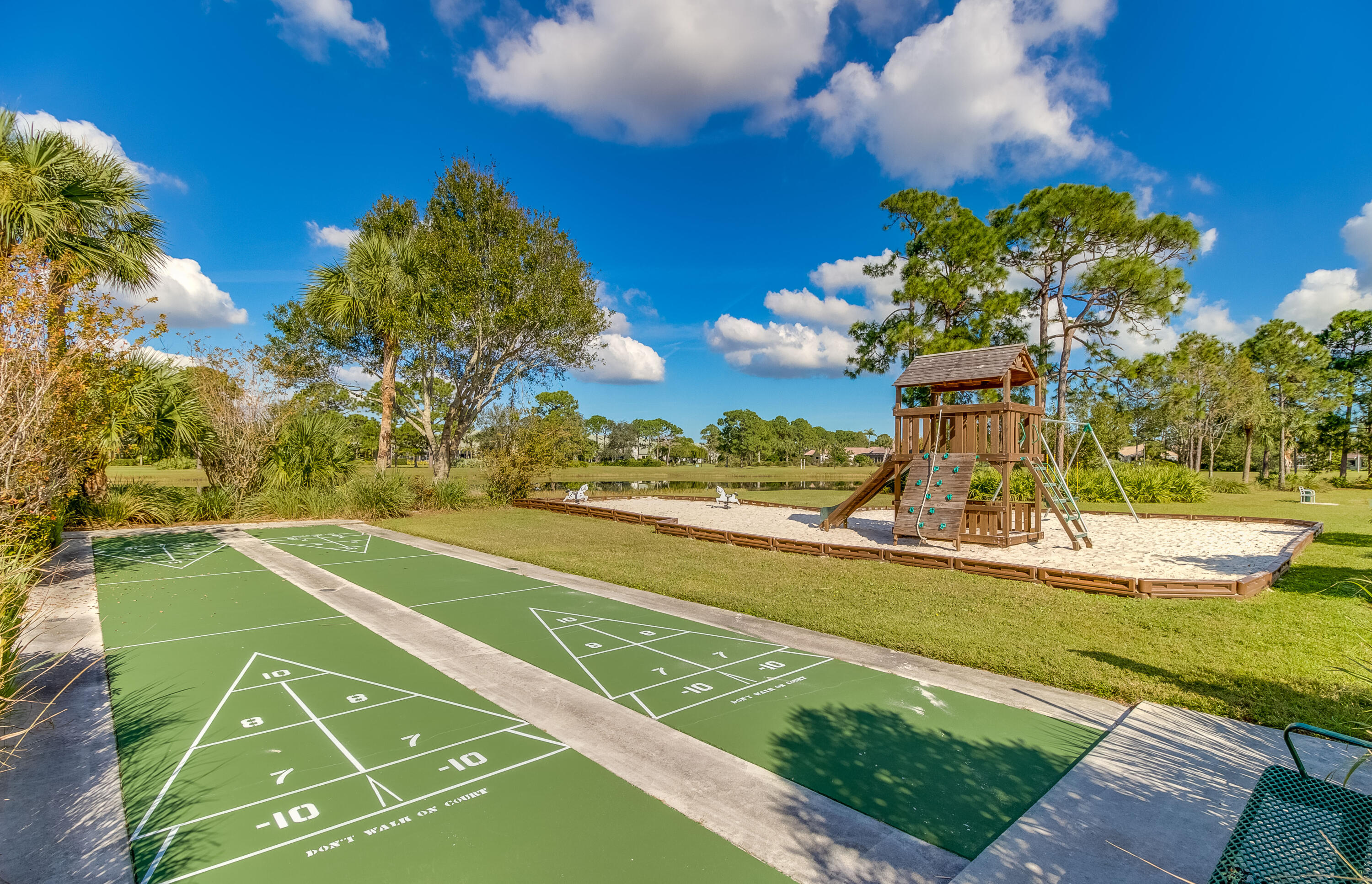 Lake Charles Shuffleboard Court