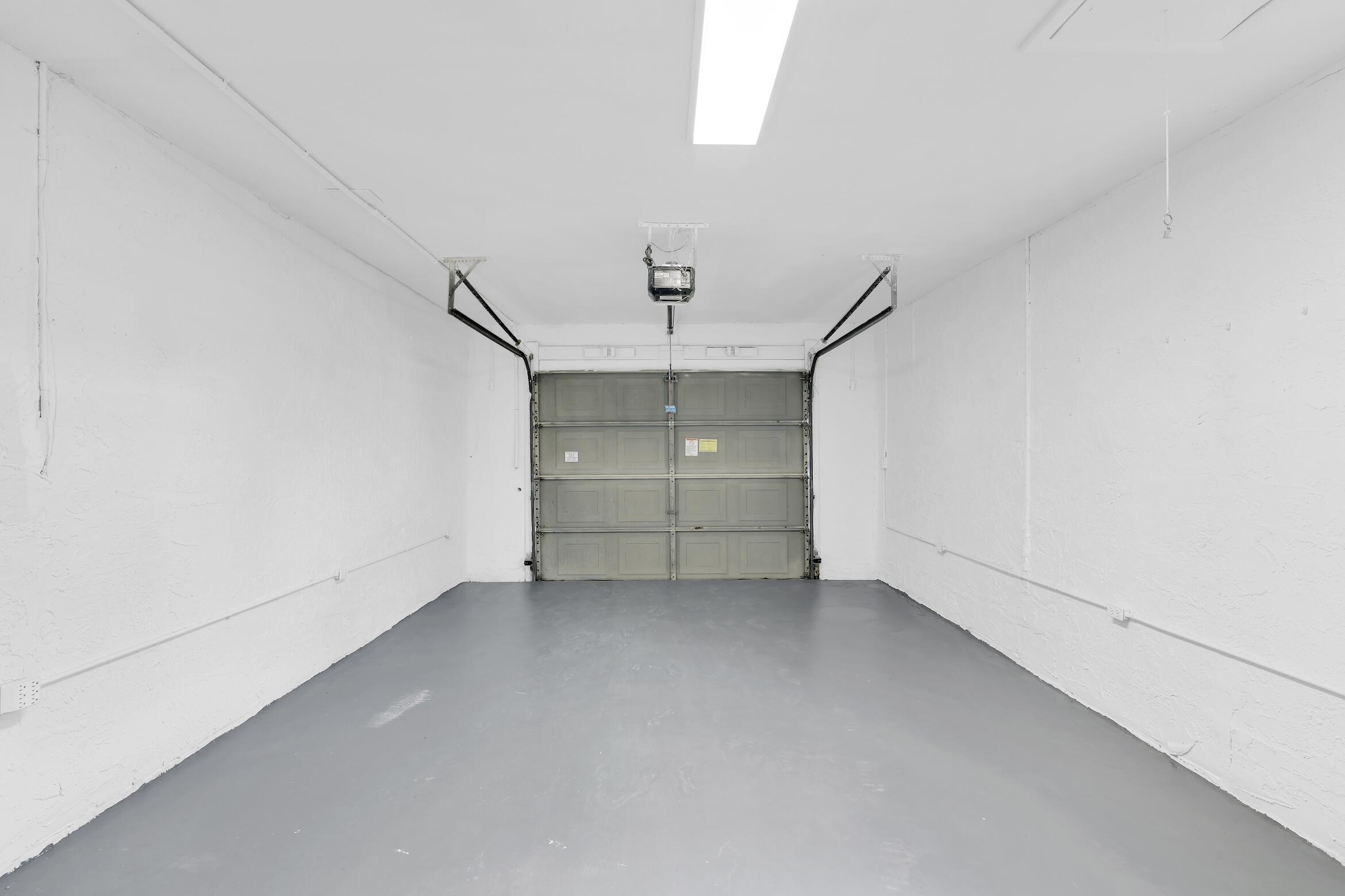 garage